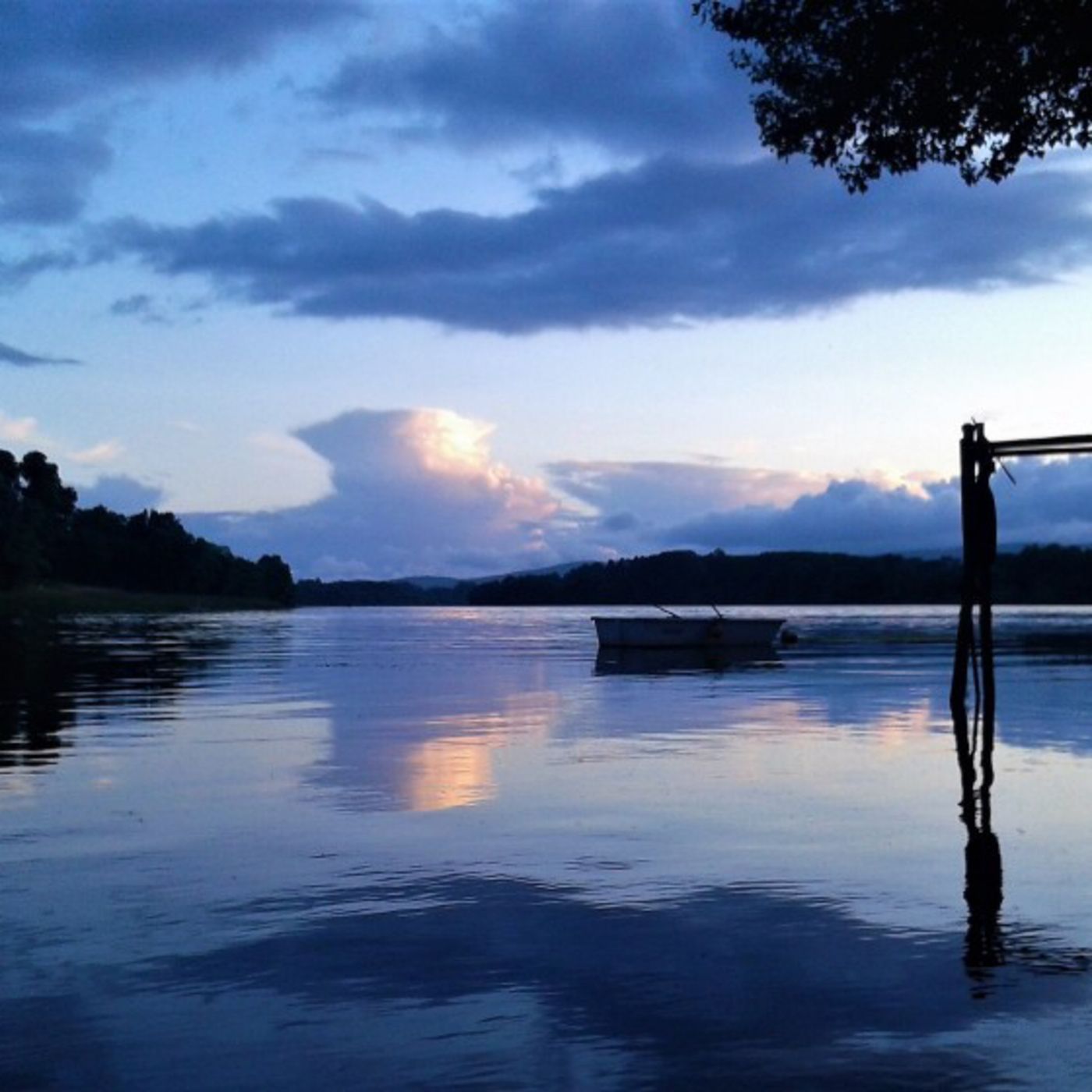 MANOLITA Y JACINTA EN EL RÍO MIÑO, EL MISTERIO DEL TESORO SUMERGIDO