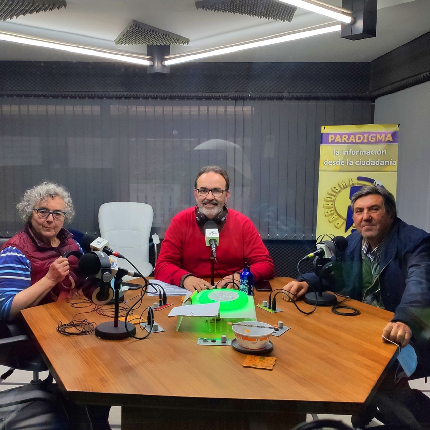 QTCE [31/03/2022] Mª Jesús Monedero y Bernardo Ríos nos hablan de "La Barraca 21". episode artwork