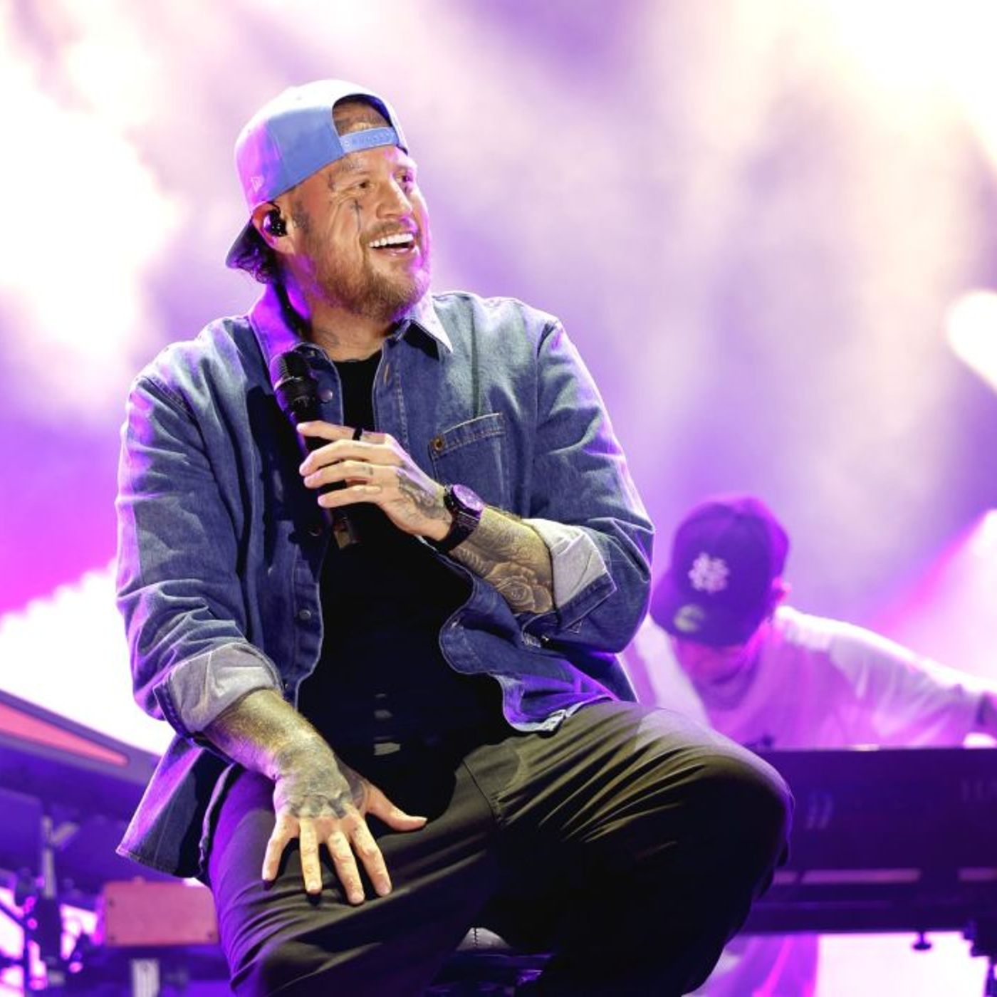 Jelly Roll Busts Out His Down Home Cover of Miley Cyrus’ ‘Flowers’ at Spotify House Gig in Nashville