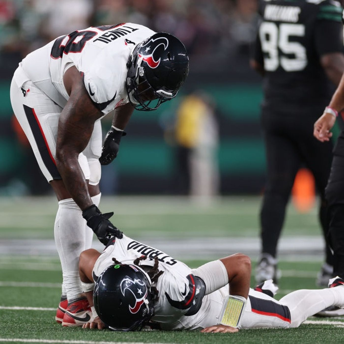 Jets Take Down Texans, Playcalling Is An Issue, O-Line Gives Up Sack After Sack