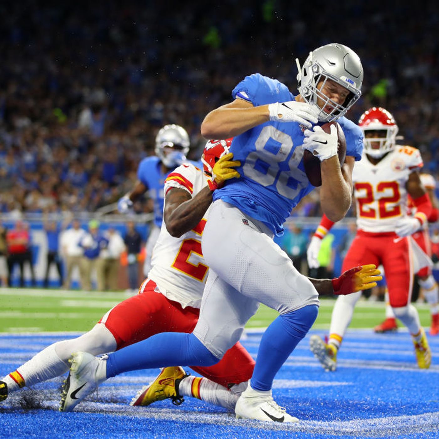 Bob Quinn's "Comfortable" with Matthew Stafford, Derrick Rose's Next Possible Destination, Playing For Your Dad, & T.J. Hockenson Pick episode artwork