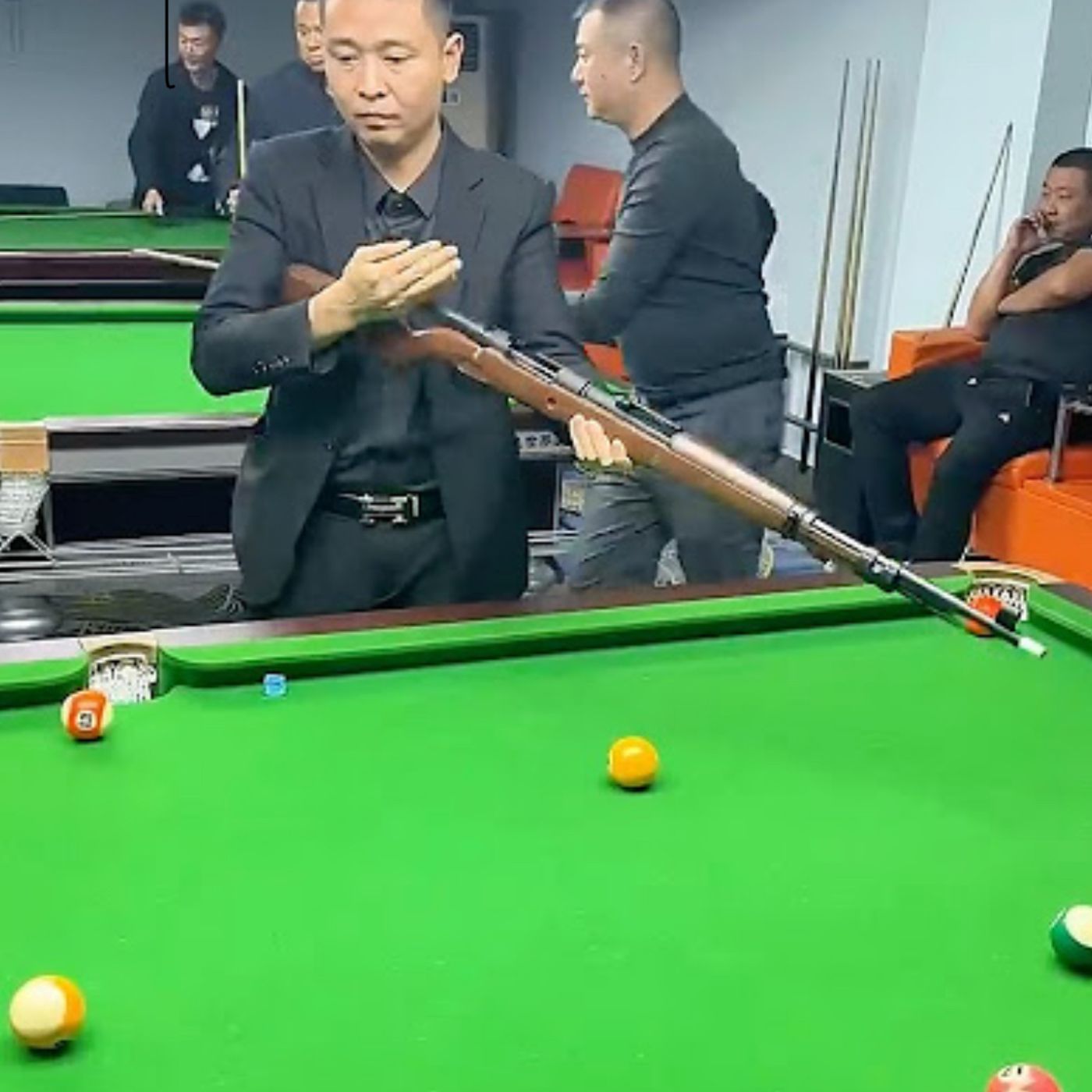 S70E9: I Can't Tell Them Apart - Emmy Hikins On Not Knowing The Difference Between Snooker And Pool