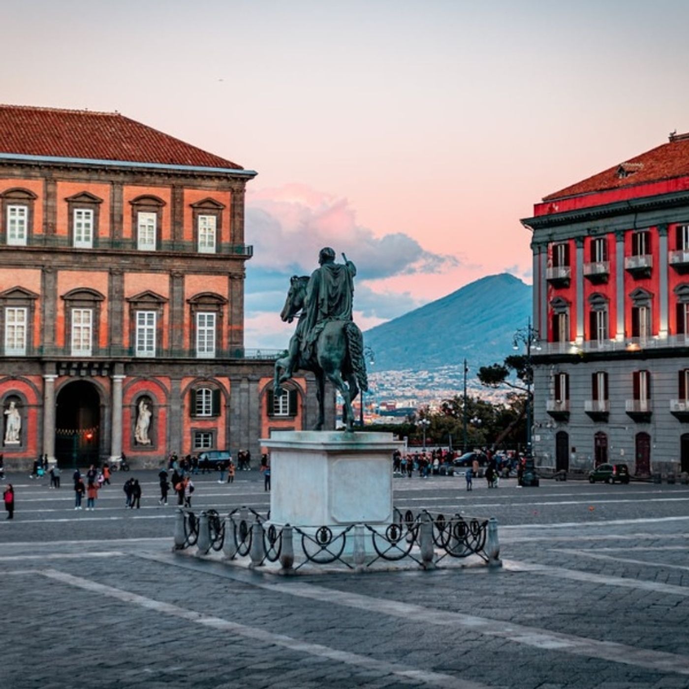 #Napoli Non siamo come ci descrivono!