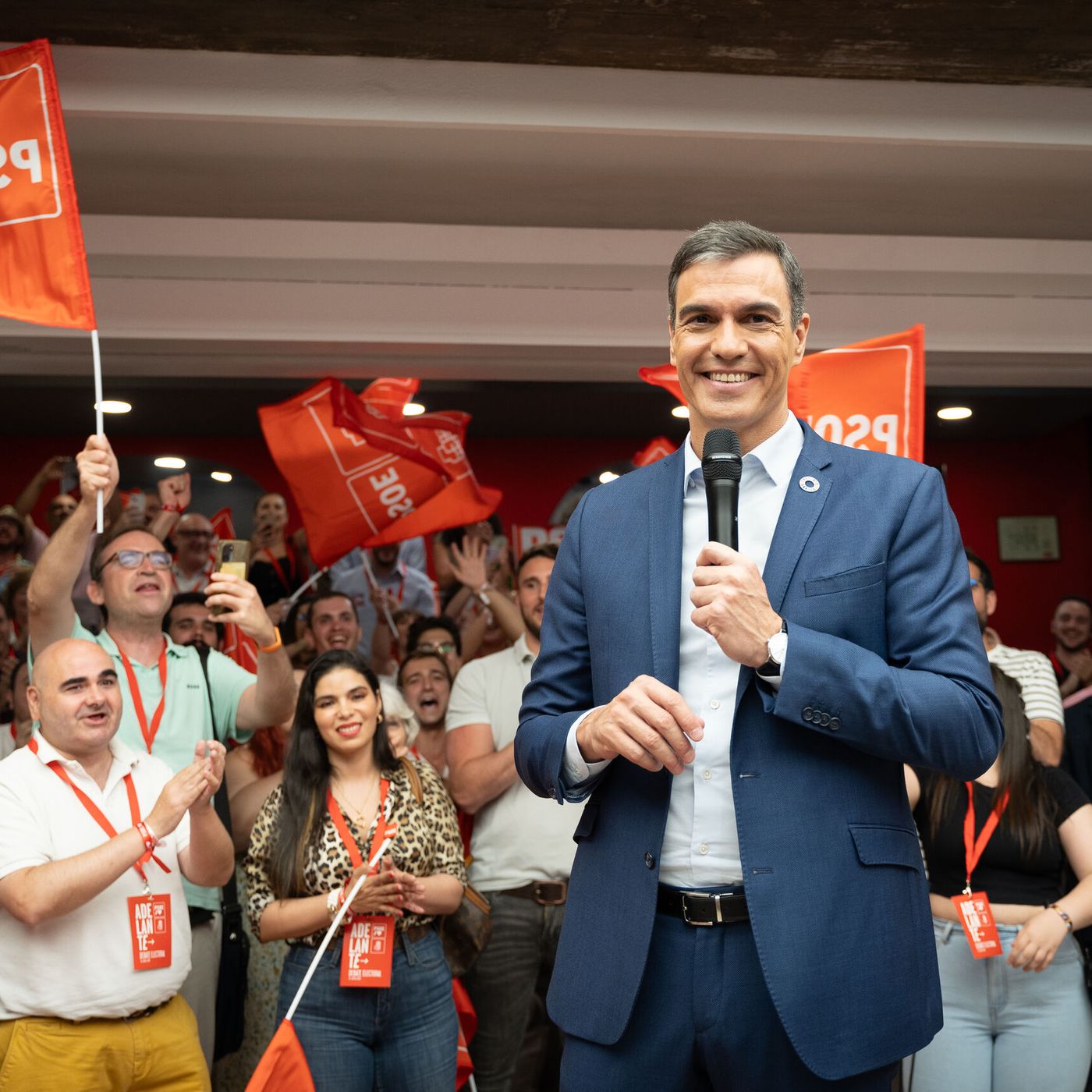 Editorial de Llamas. En España no hay Gobierno, sino mafia