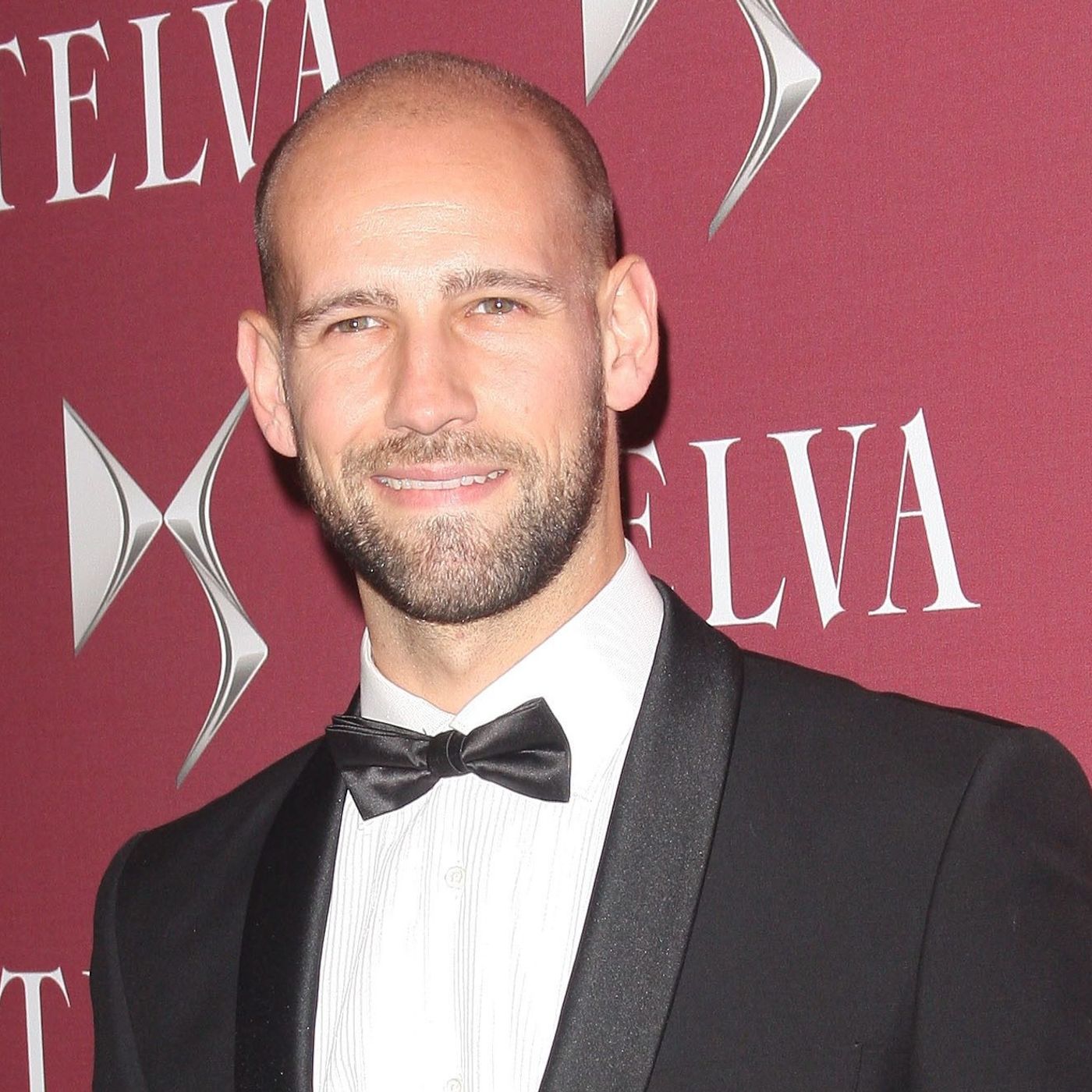 La República de los Tonnntos: Gonzalo Miró, el "todólogo" que opina "lo que le manden de Moncloa"