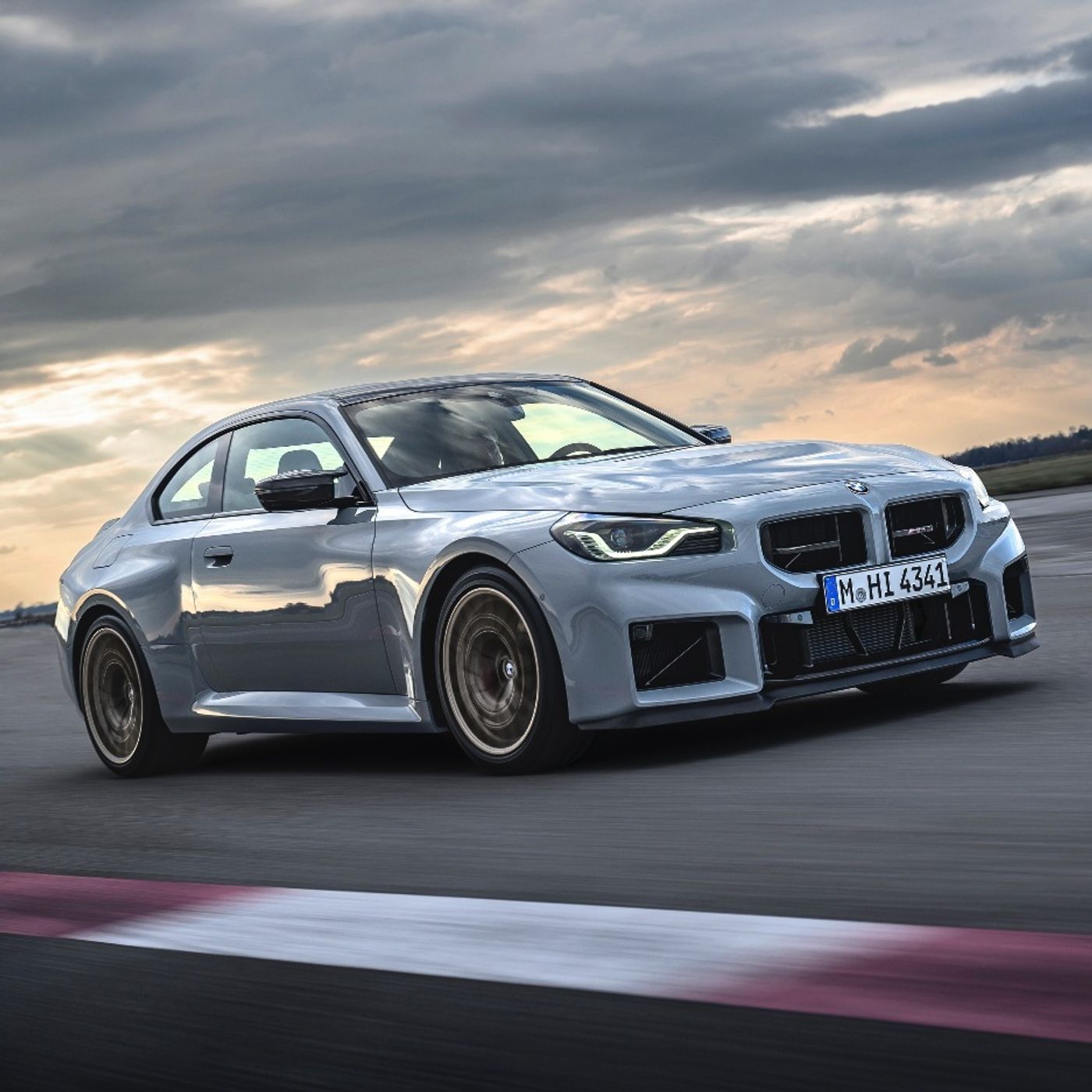 BMW M2 CS 2025 - Adrenalina pura, tra pista e strada episode artwork