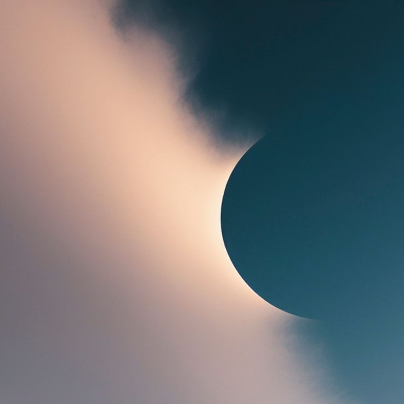 Kilómetro Cero: AI En Ruta Artistas y cómo afectará el eclipse a las mascotas episode artwork