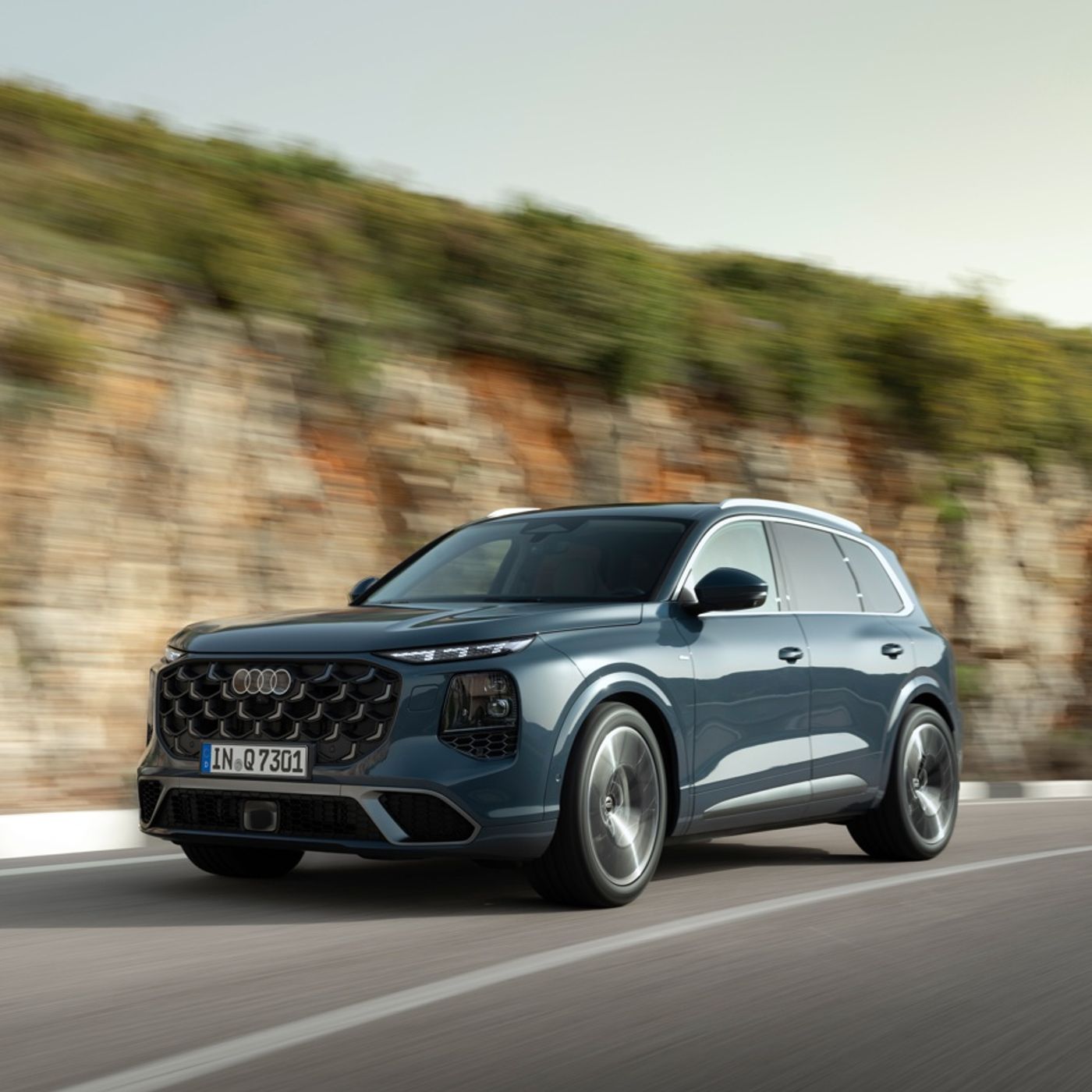 Audi Q7 - Più tecnologia, fino a 7 posti e motori V6 mild hybrid episode artwork