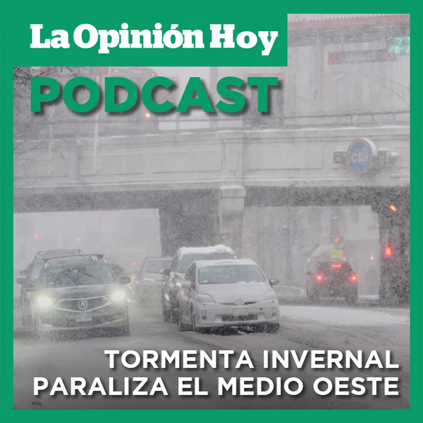 Más de 1,400 vuelos cancelados y choque de 45 vehículos en Indiana por tormenta invernal.