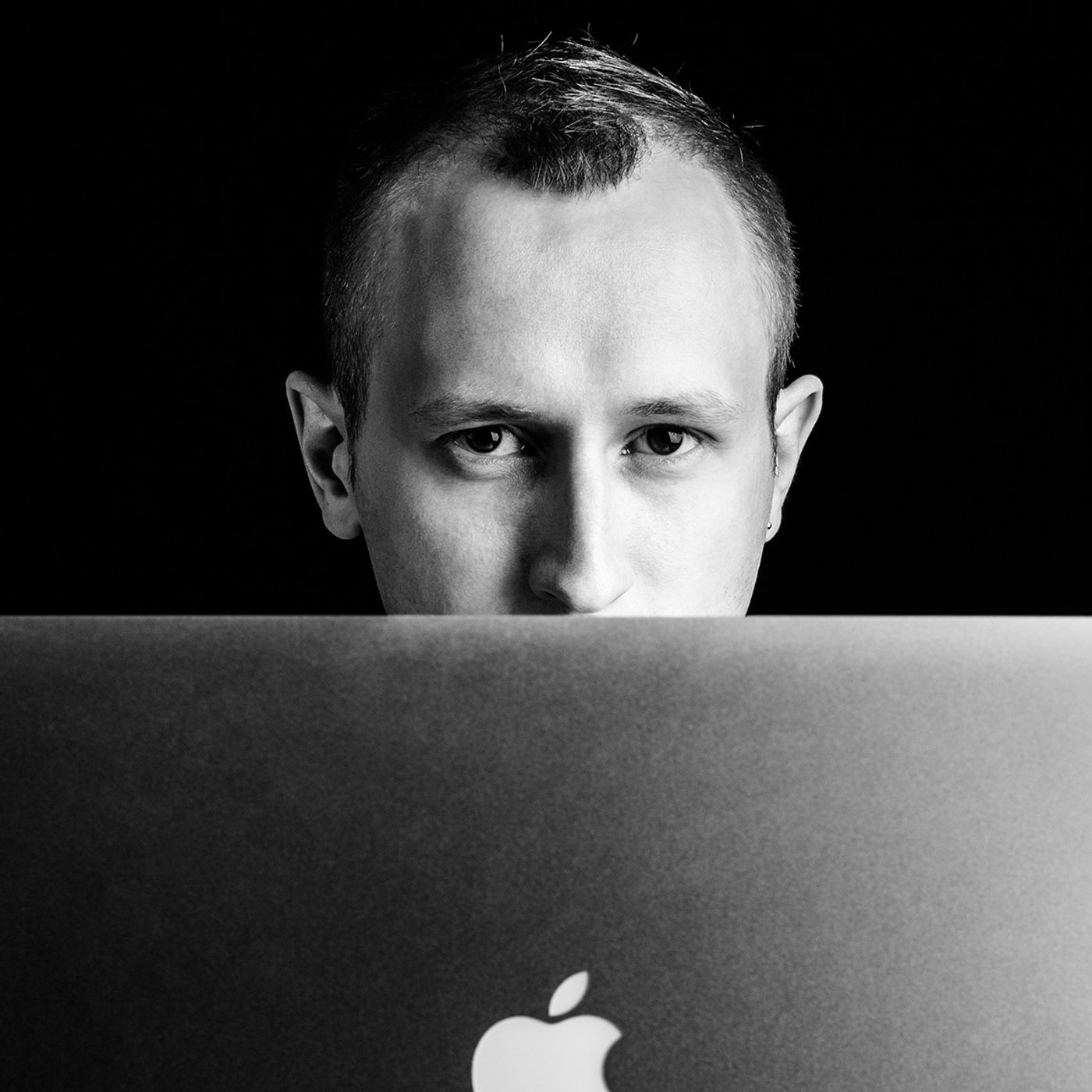 EP 17-Andrew Apanov: Musician’s Webmaster, Online Branding, Music Marketing, Podcast, Blog, Publicity