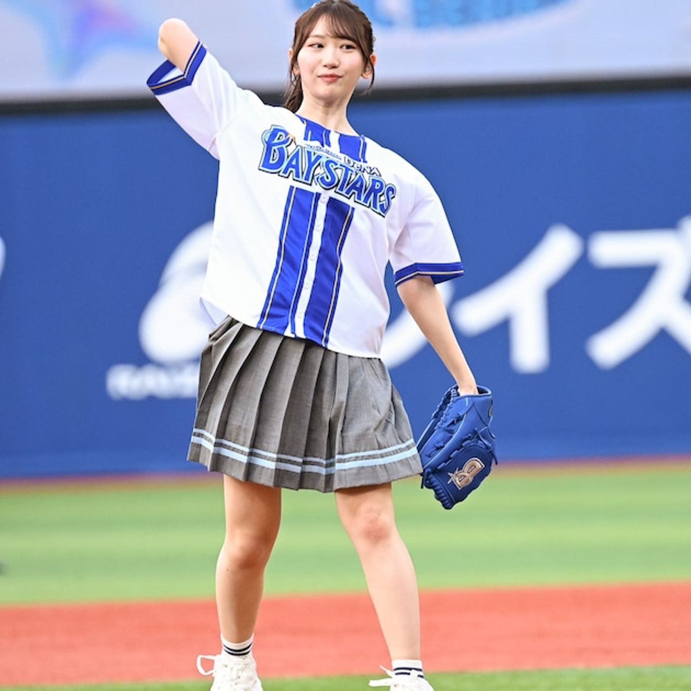 日向坂46×ベイスターズ、聖地ハマスタでの藤嶌果歩セレモニアルピッチは「460点！」（イベントレポート / 写真20枚） - 音楽ナタリー episode artwork