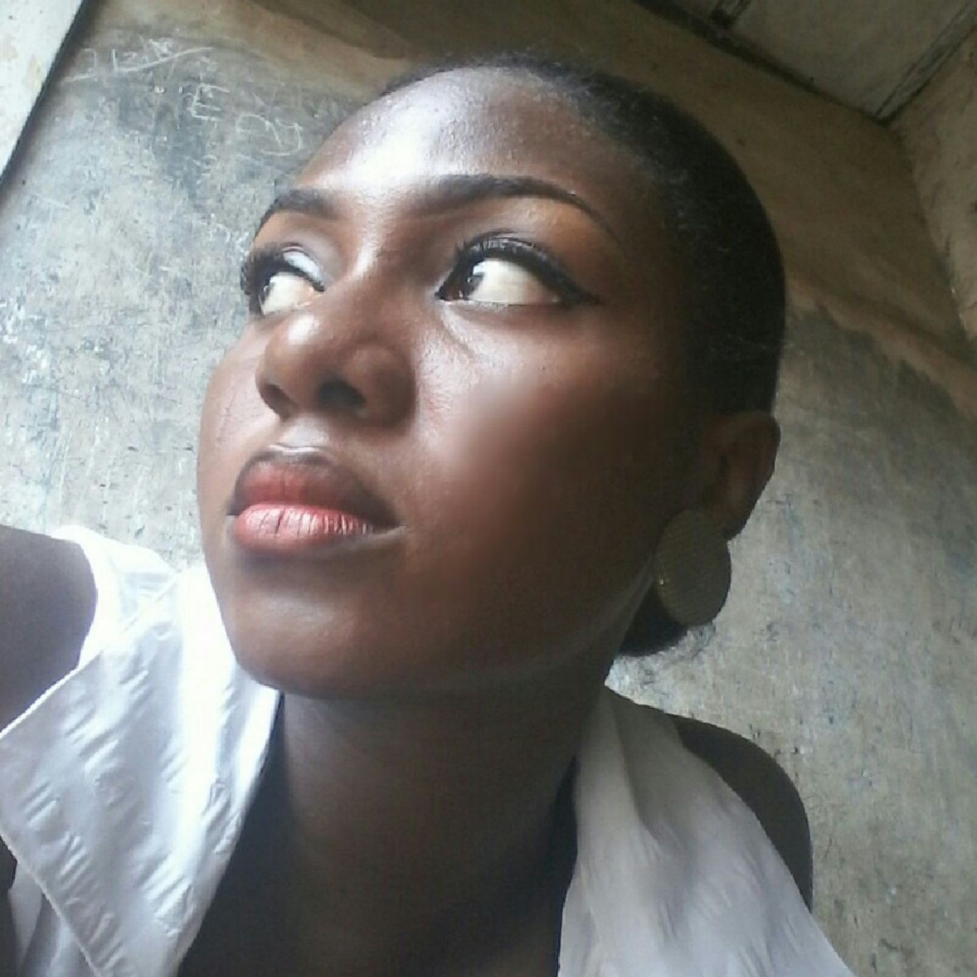 Omo Lara zion  tracks