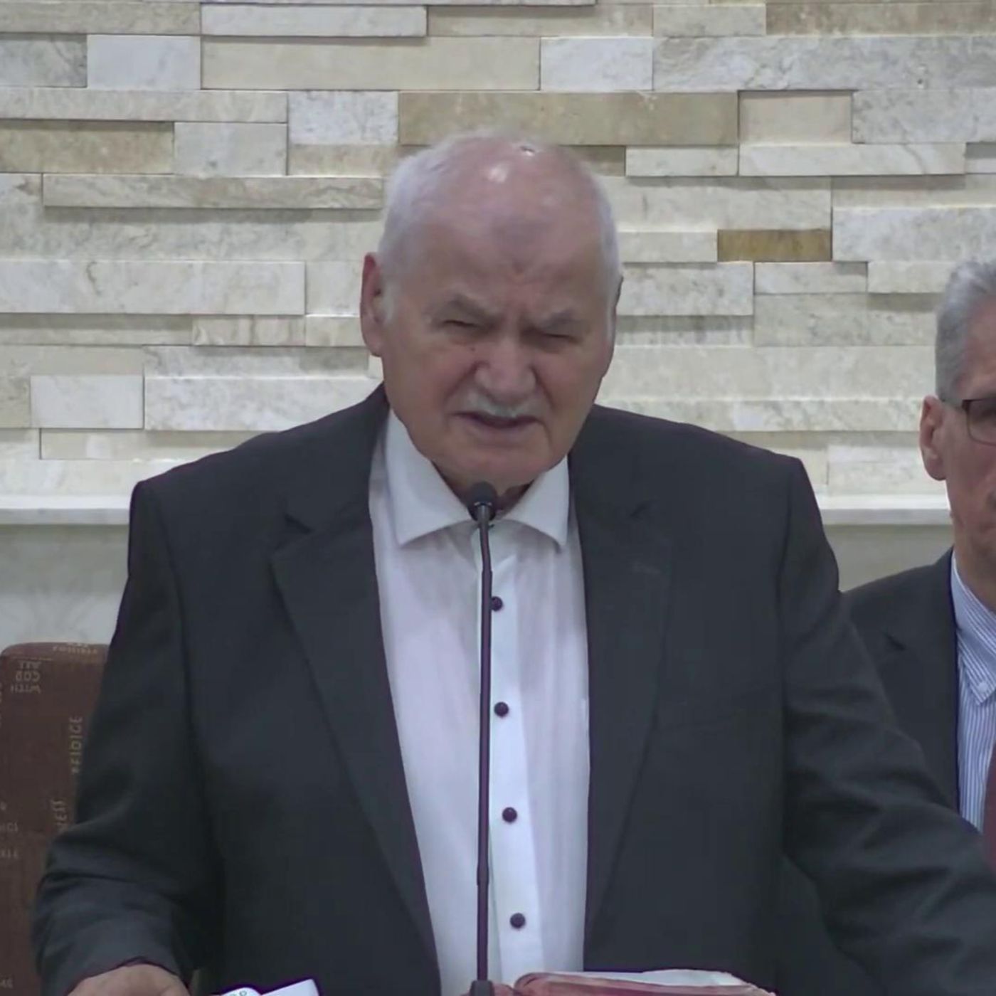 Împărtășirea, un obicei cu consecințe grave - Vasile Hozan