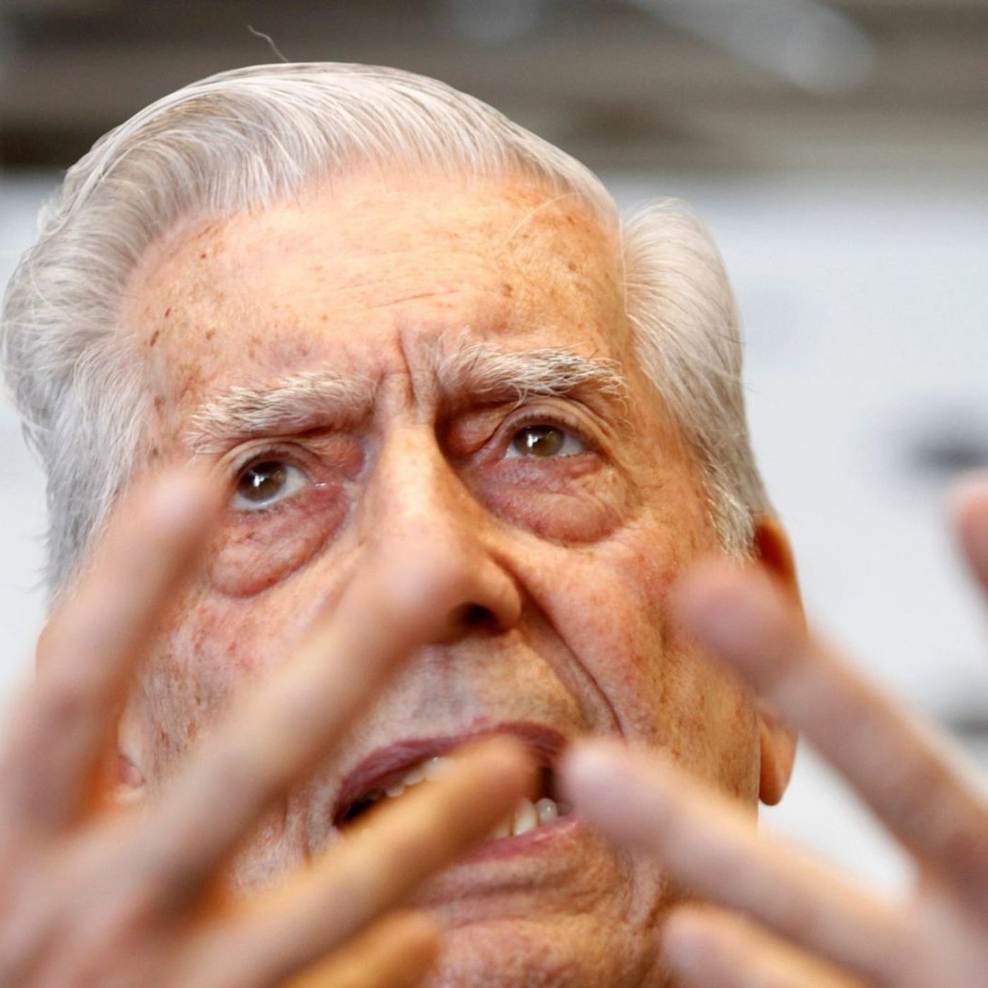 Tertulia de Dieter: Recuerdo a Mario Vargas Llosa