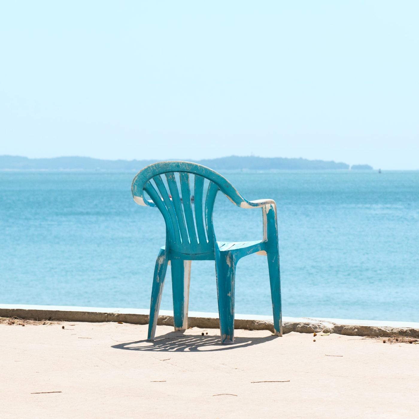 Por teléfono, poema de amor de María Victoria Reyzábal. Poesías María Victoria Reyzabal