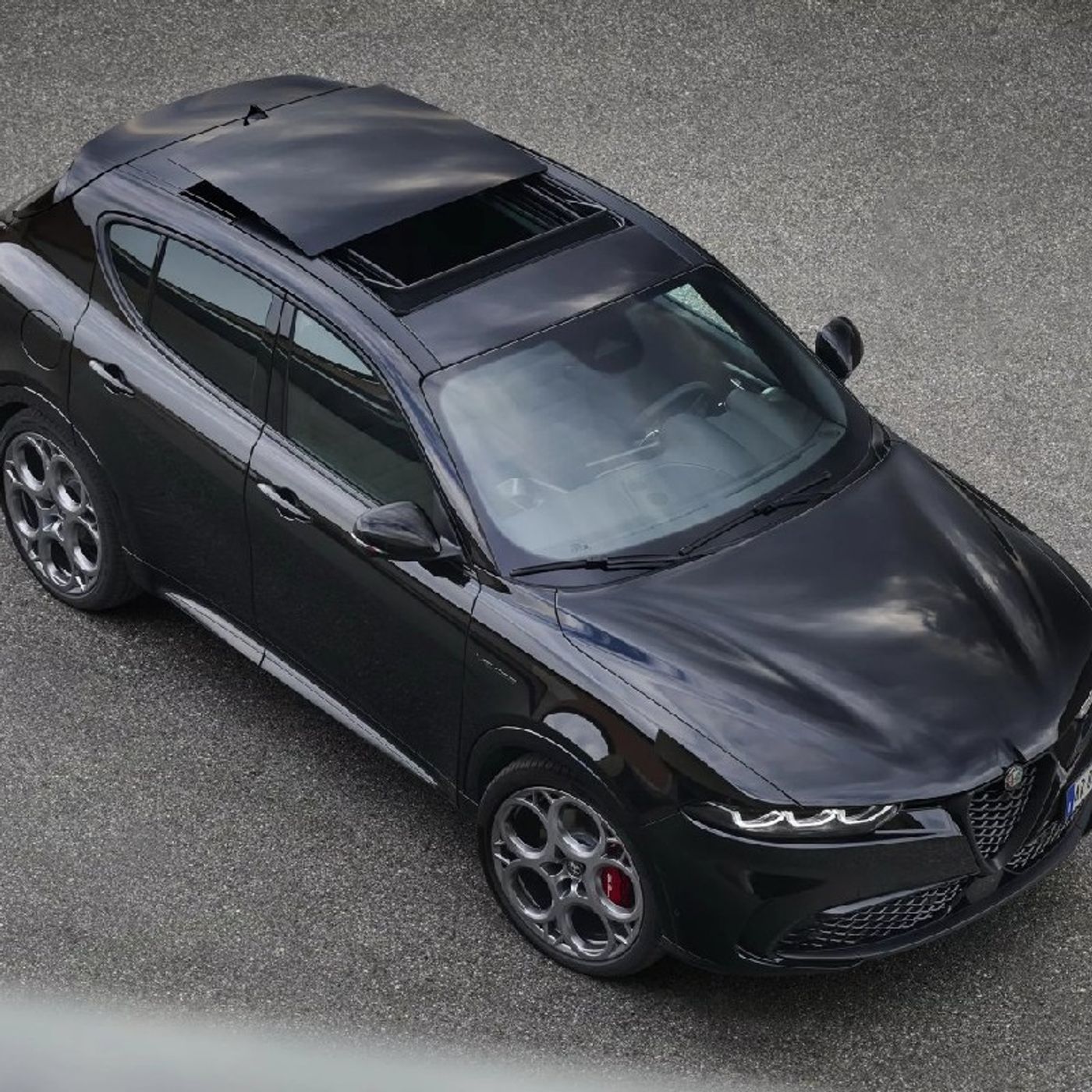 Alfa Romeo Tonale 2025: ¿Rediseño imaginario? episode artwork