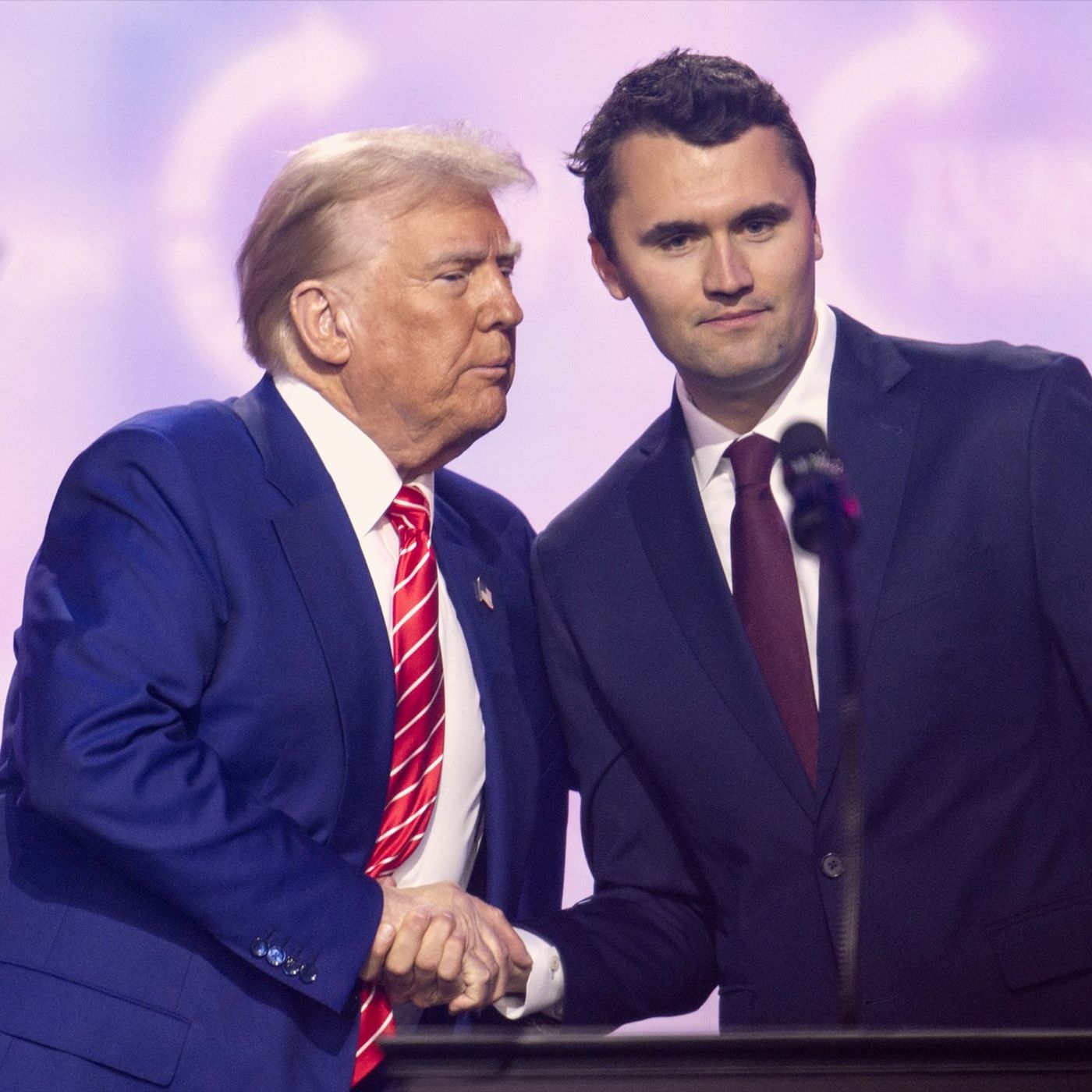 Tertulia La Trinchera. La izquierda polariza y silencia con balas