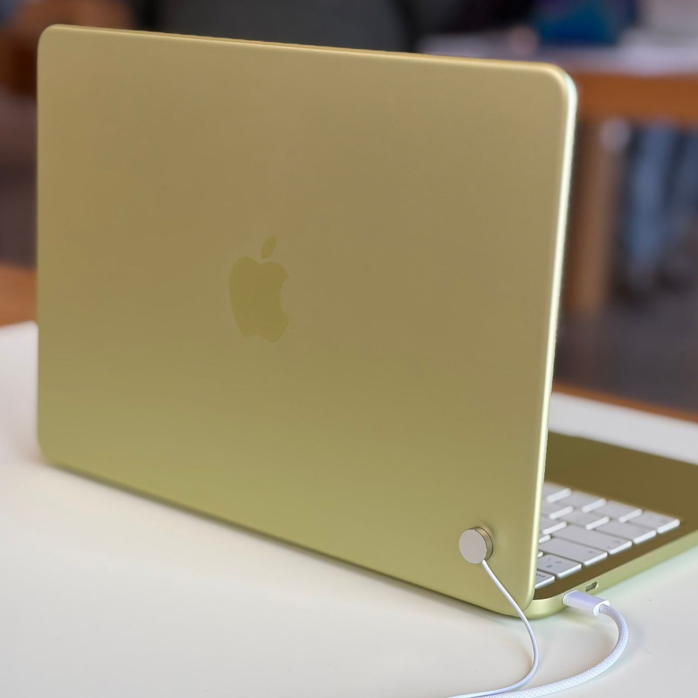 Unico Neo: al buio non scrivi