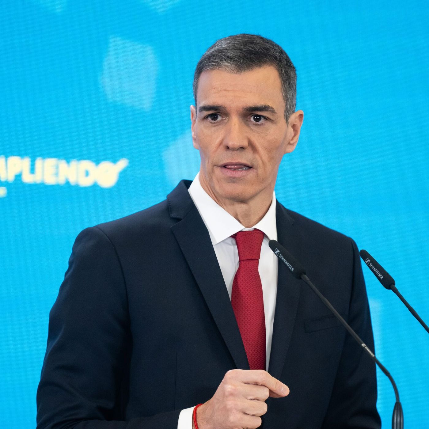 Tertulia de Federico: Sánchez mira a Ucrania para huir de Venezuela