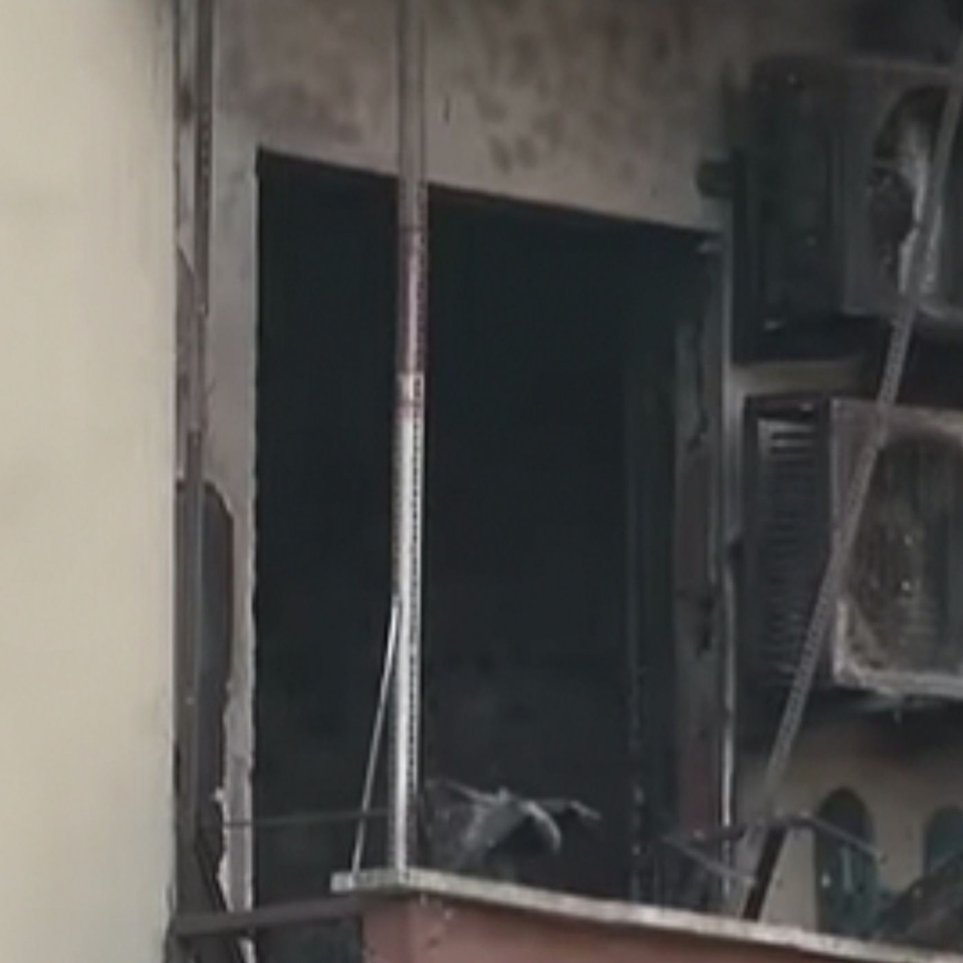 Tragedia nel milanese, intera famiglia perde la vita in un incendio