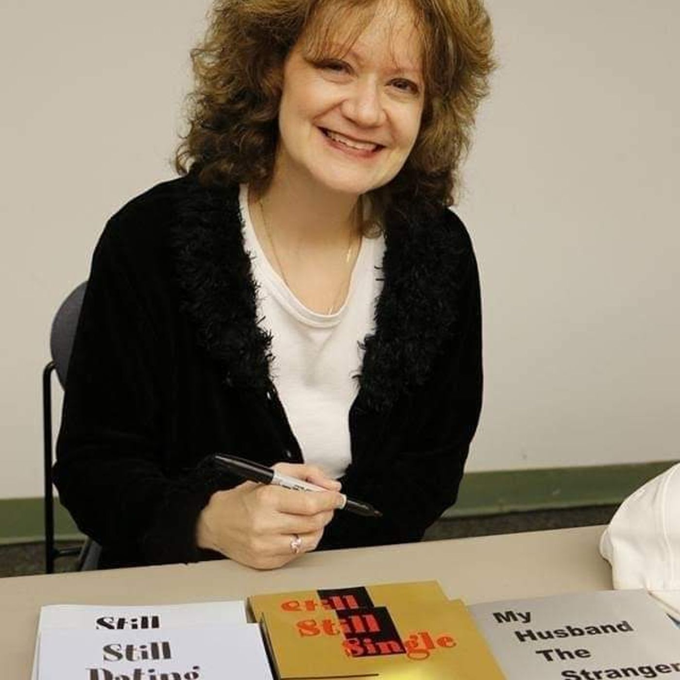 Chicago author/comedian Debbie Sue Goodman is my very special guest with  “Still Single”! episode artwork