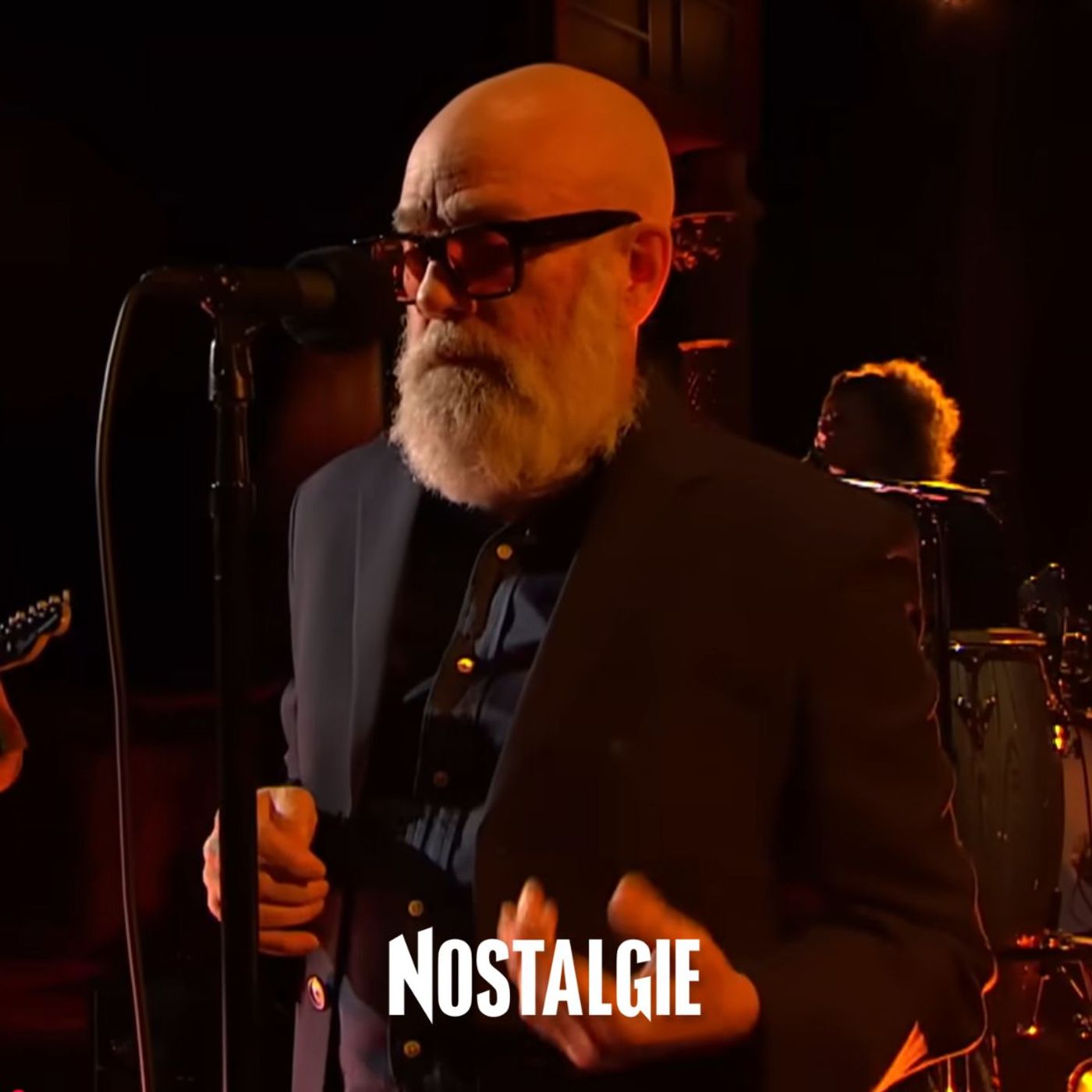 Le chanteur de R.E.M Michael Stipe dévoile un extrait de son tout premier album solo