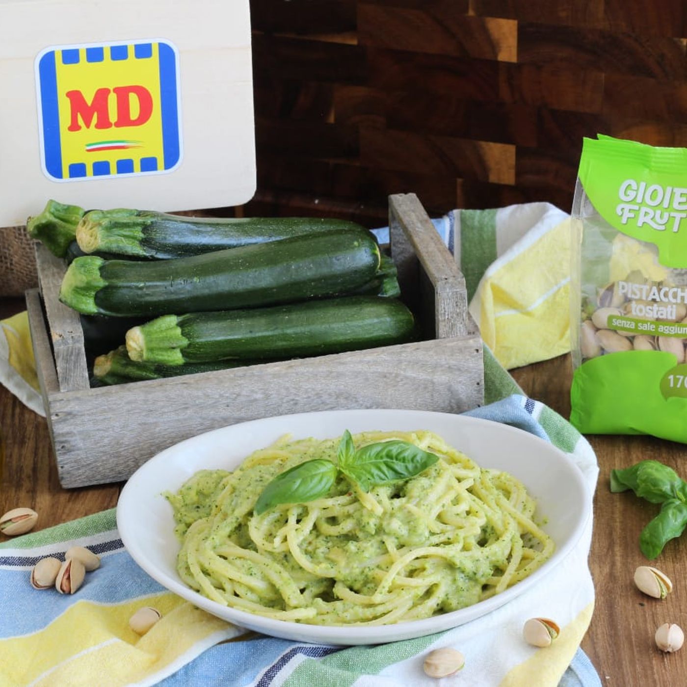 Pasta al pesto di zucchine pistacchi e limone episode artwork