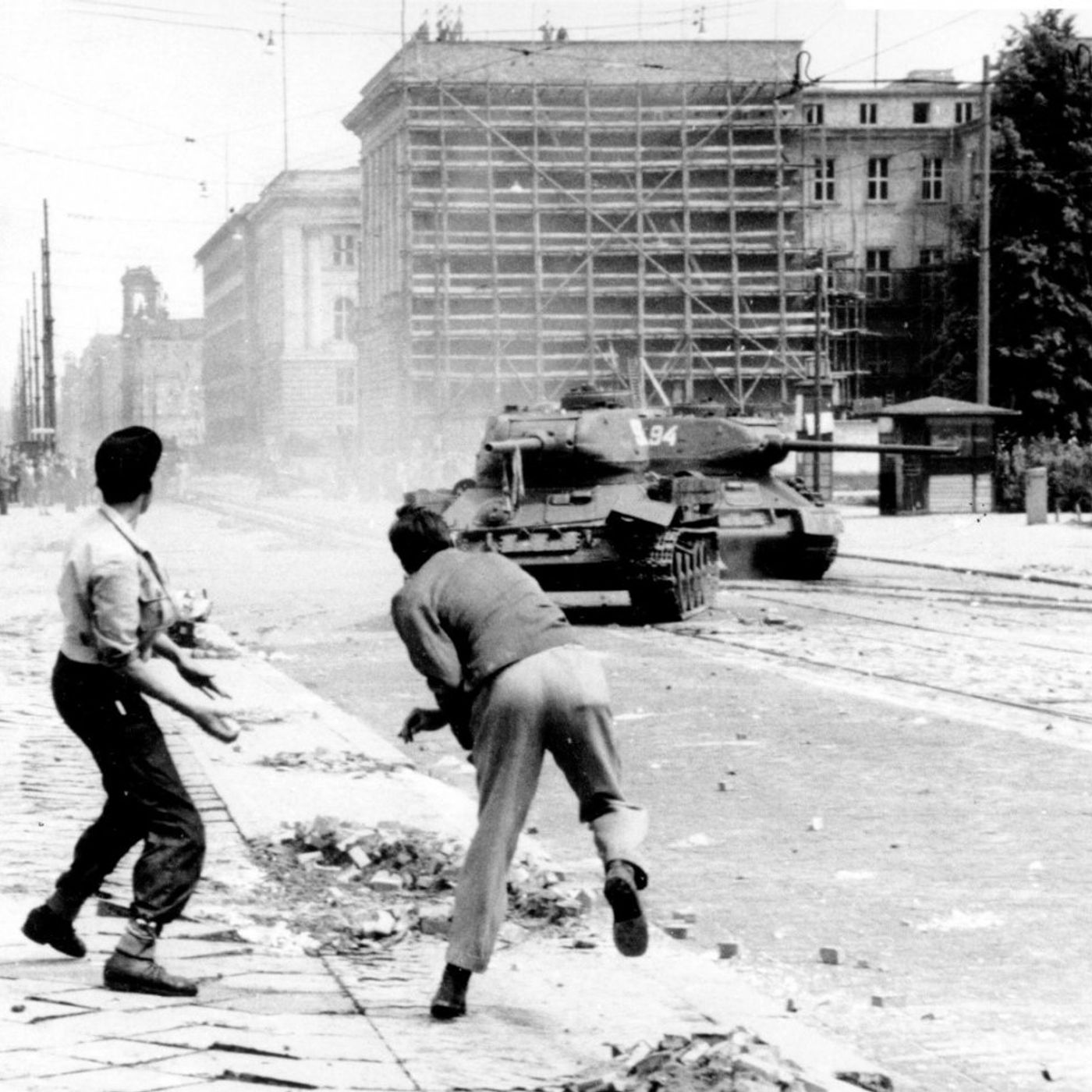 Der Aufbau des Sozialismus Der Aufbau des Sozialismus