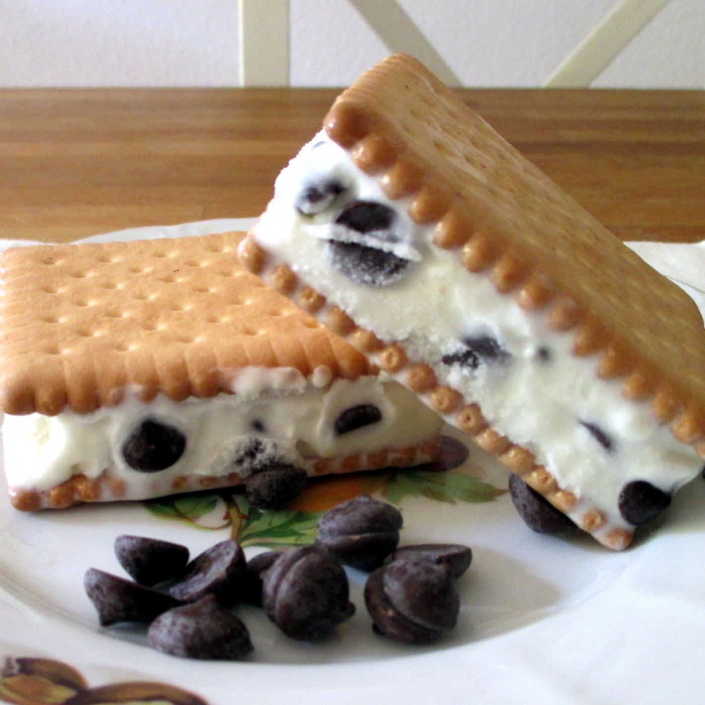 Biscotto gelato light con gocce di cioccolato episode artwork