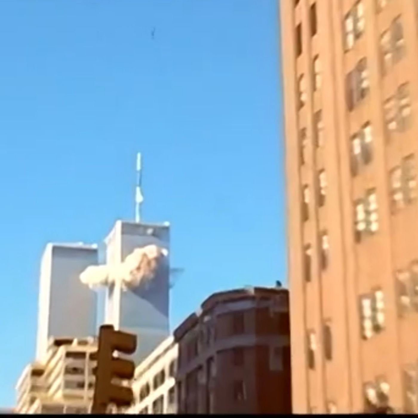 A 25 anni dall’11 settembre: le commemorazioni a New York e le polemiche episode artwork