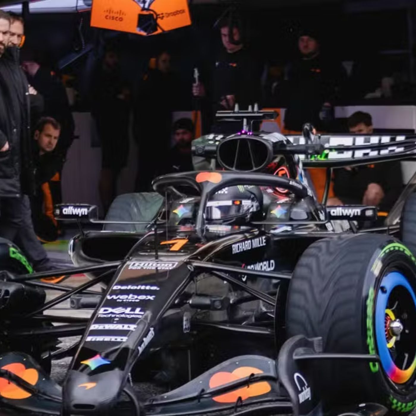 O campeão chegou: Lando Norris estreia o número 1 nos testes da F1 em Barcelona episode artwork