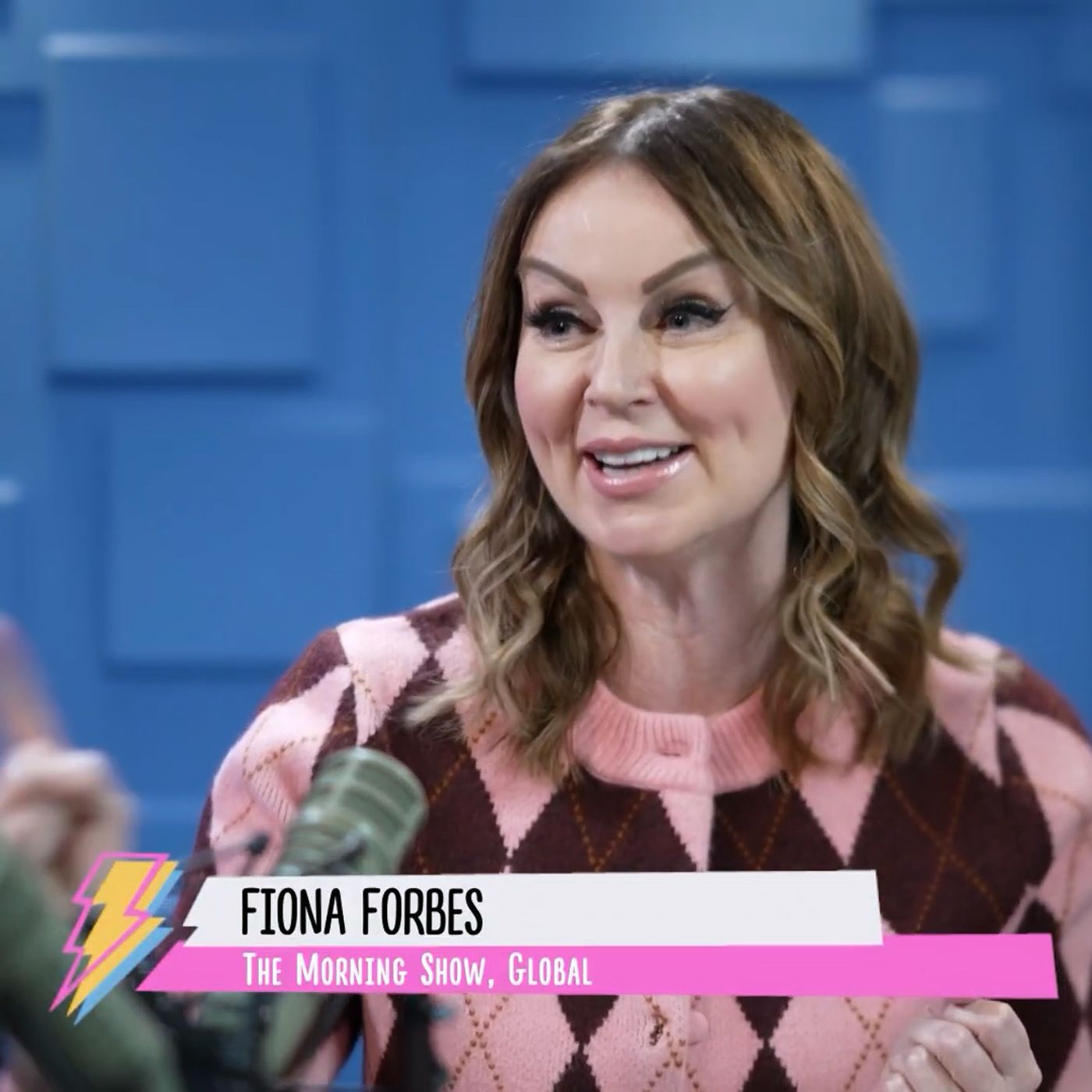 Celebrity "meet-cutes" in Vancouver (Fiona Forbes) episode artwork