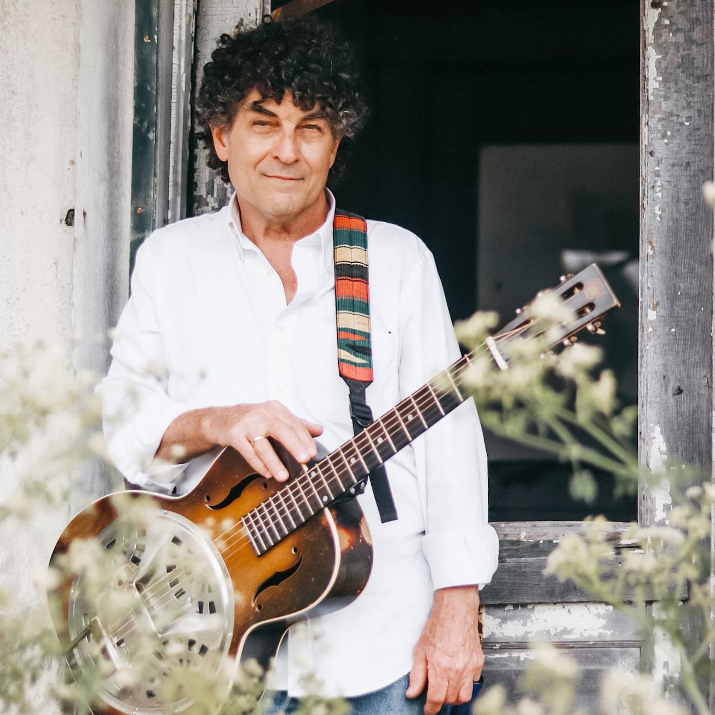 Folk singer Vallillo to perform June 12 in Ottawa episode artwork