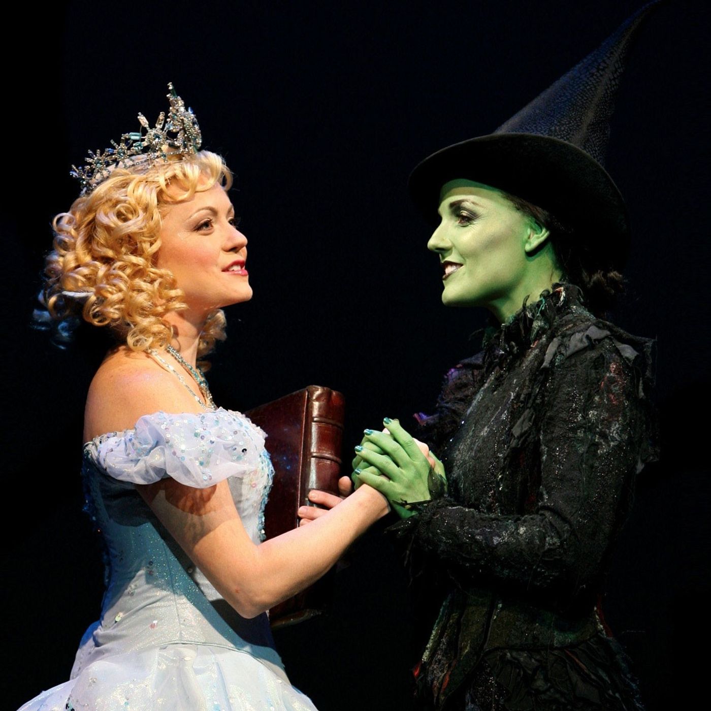 THE WICKED SONG - Elphaba & Glinda episode artwork