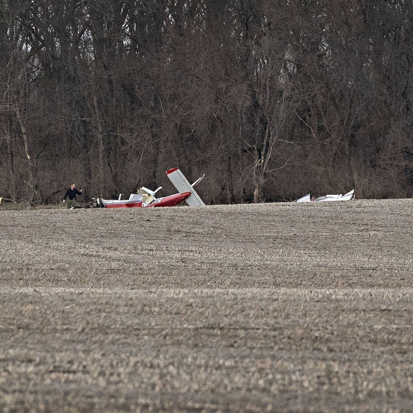 NTSB: Dixon man was student pilot on 10th solo flight at time of fatal Whiteside County plane crash episode artwork