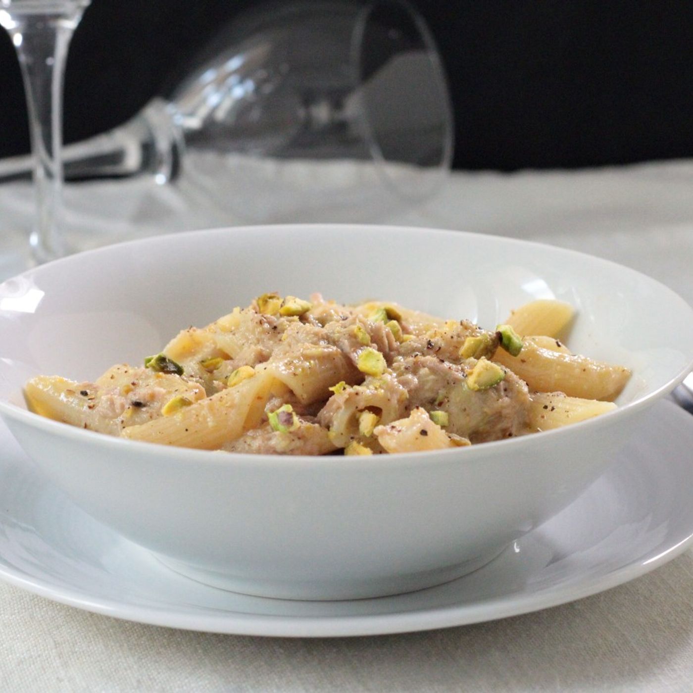 Pasta con pesto al pistacchio e tonno episode artwork