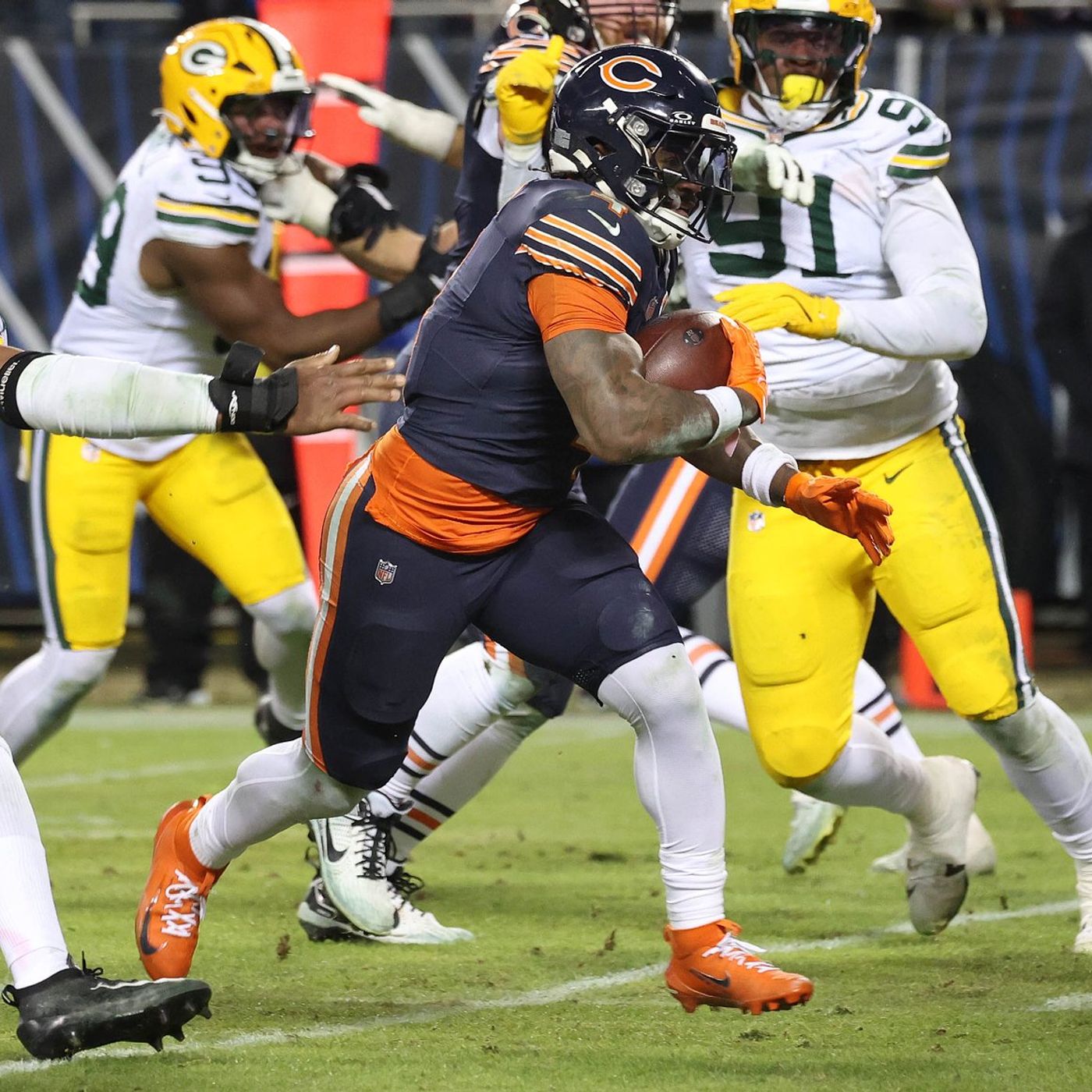 Chicago Bears try to avoid hangover, switch focus to Rams in NFC divisional matchup