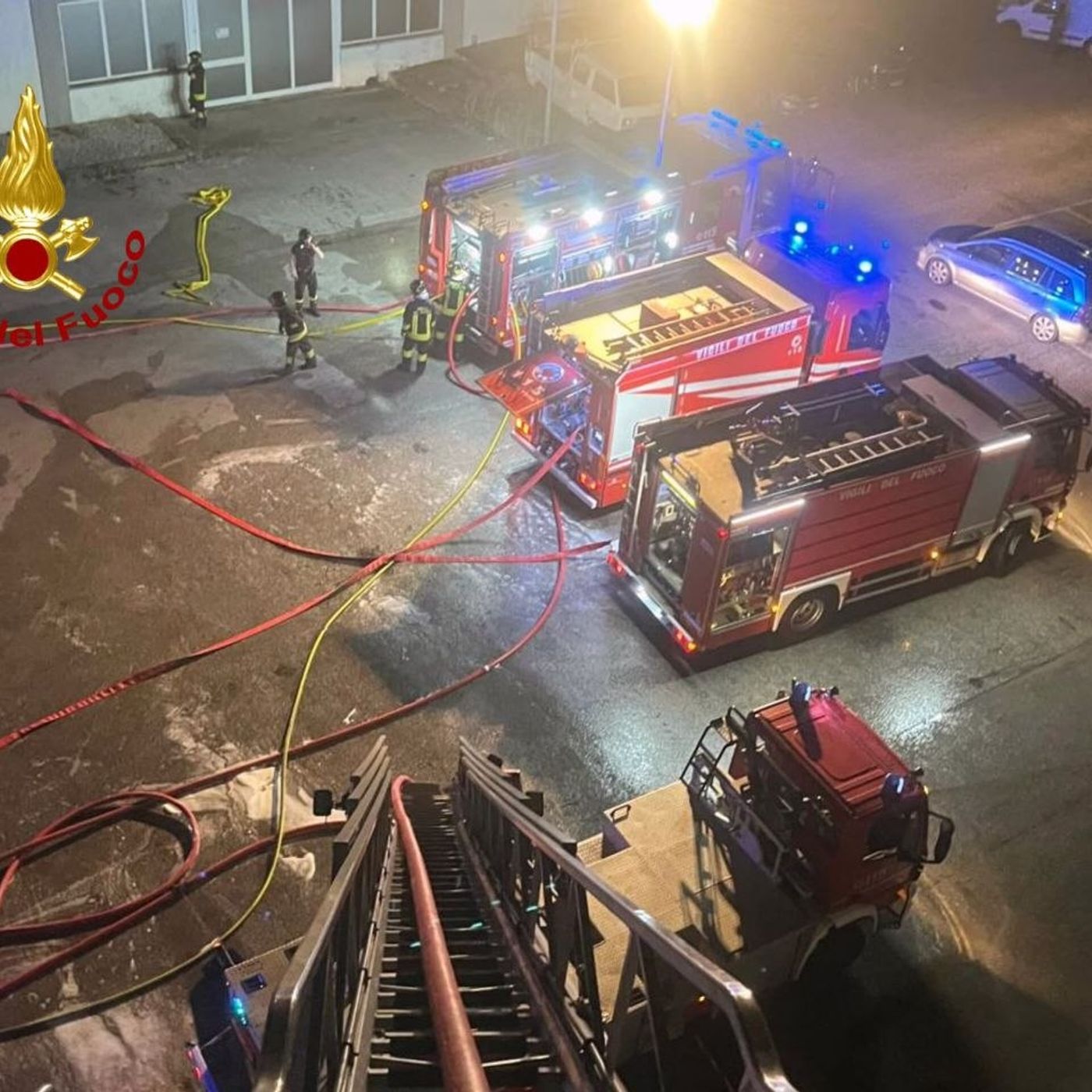 Incendio nell’azienda di Marsetti, la solidarietà della politica: “Gesto vile e inaccettabile” episode artwork