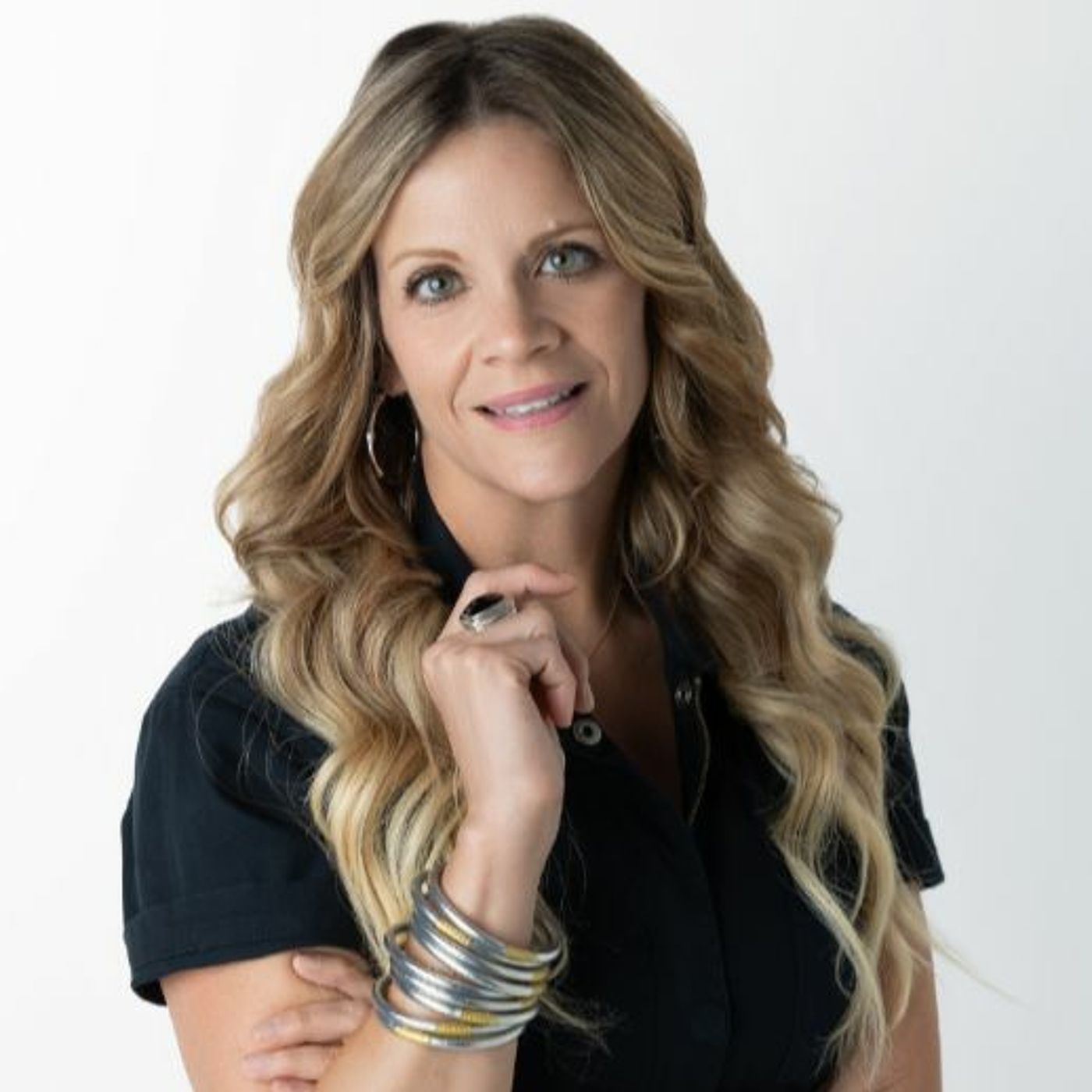 Episode 534 - Interview With Julie Roy! episode artwork