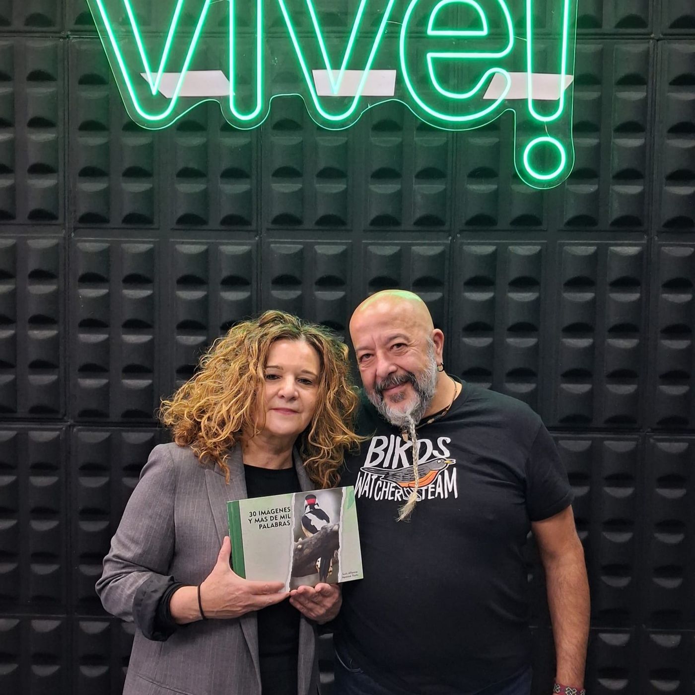 230226 VIVE LA LITERATURA episode artwork