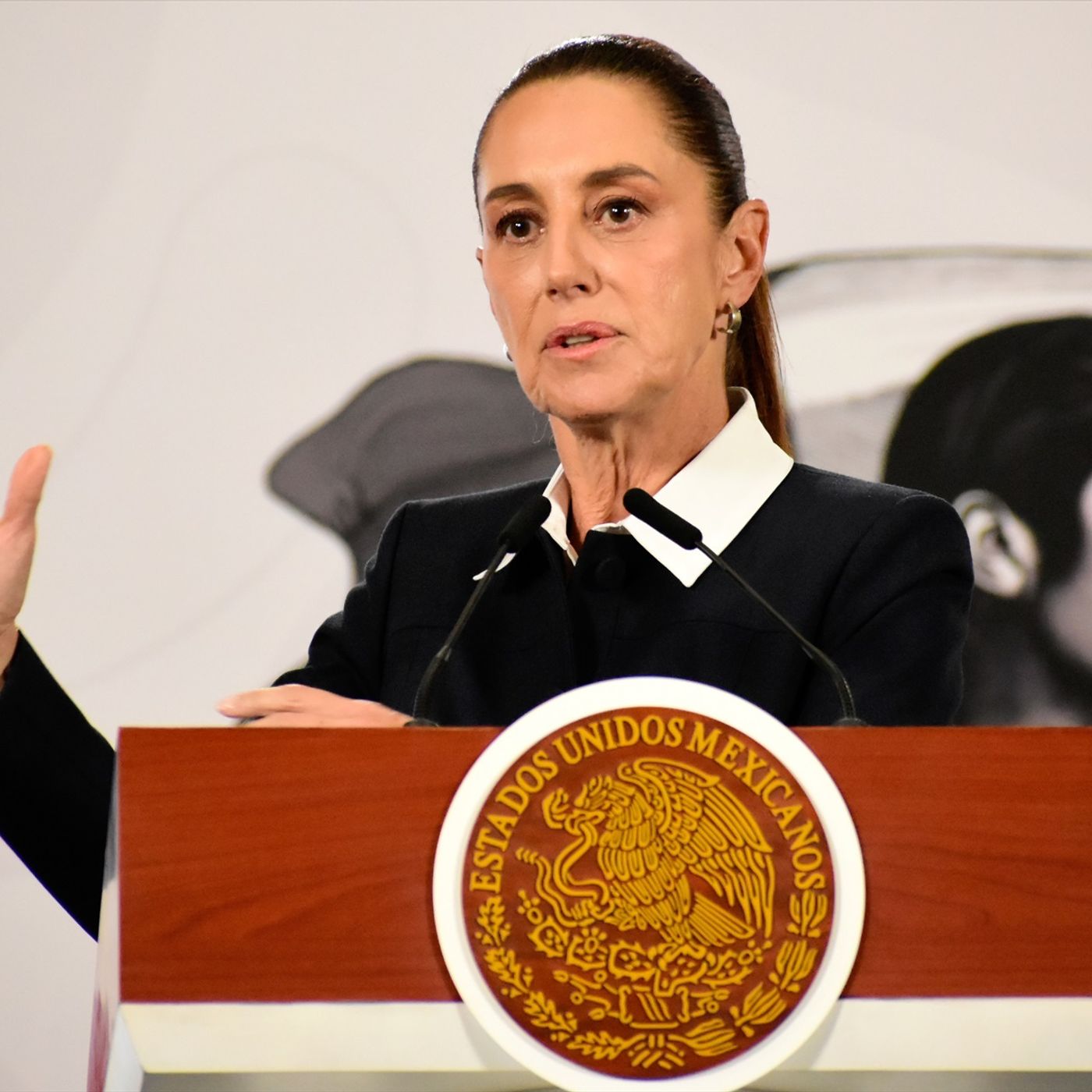 Federico a las 6: La presidenta de México "escupe" al Rey de España