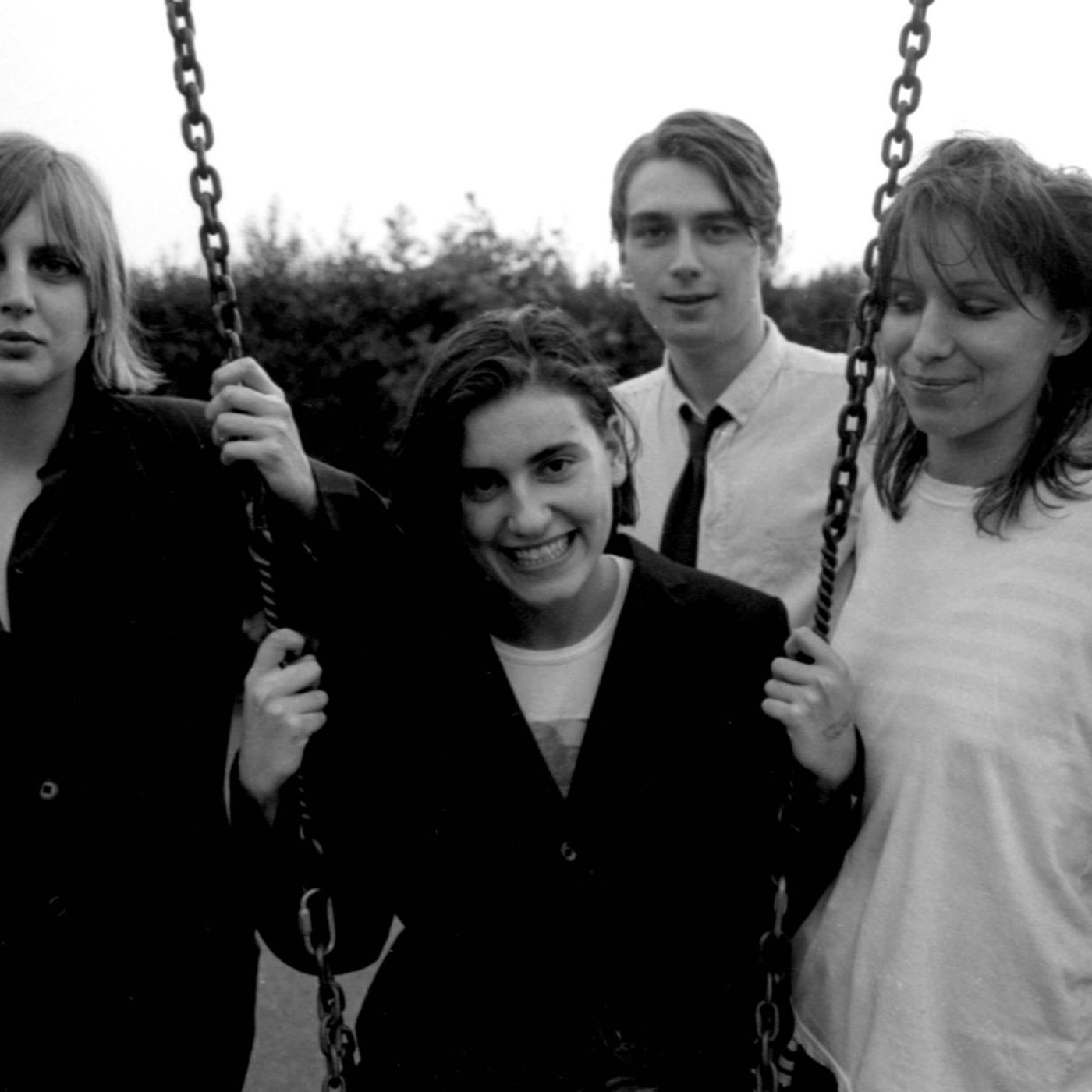 Elastica tease their return: “Missed us?”