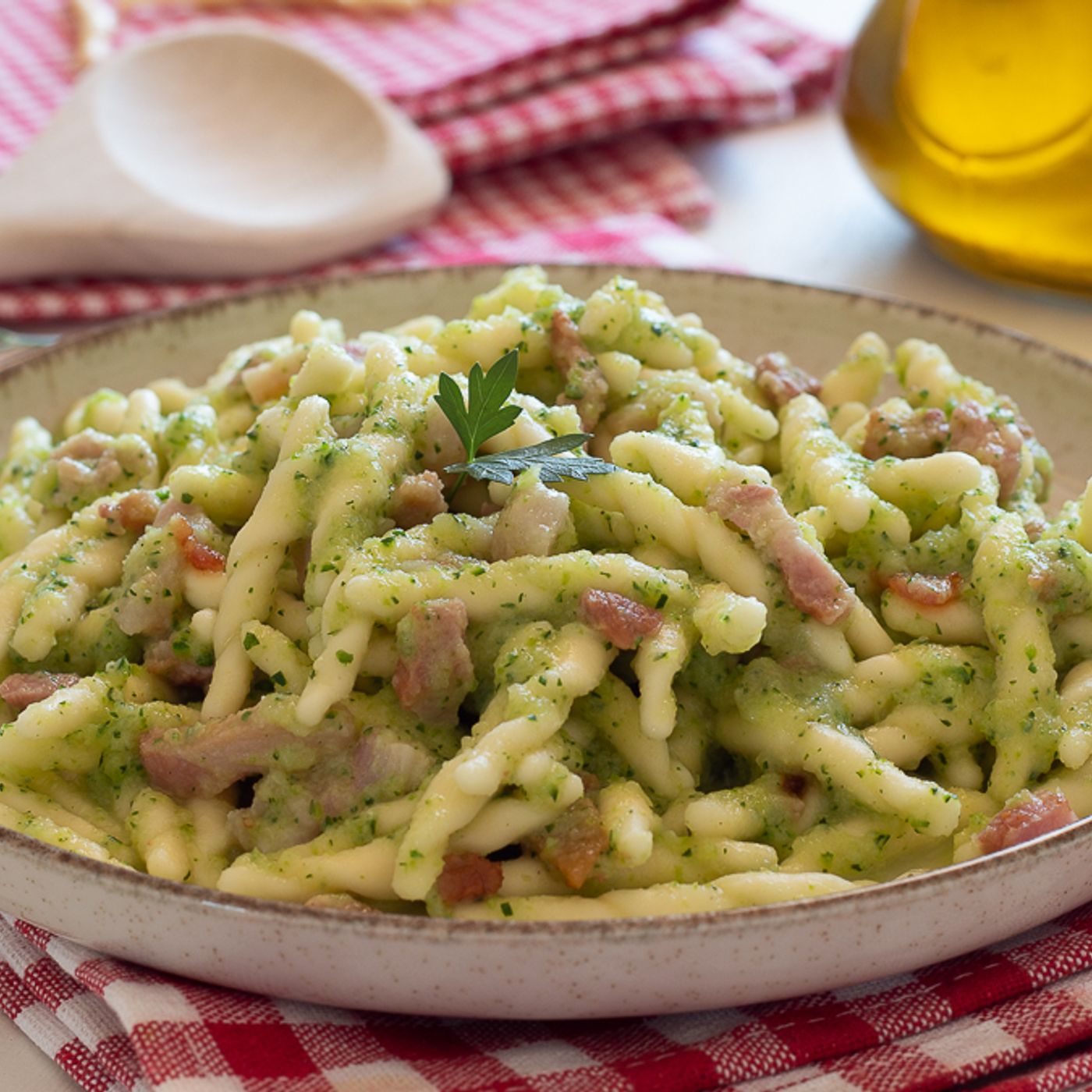 Pasta cremosa con zucchine episode artwork