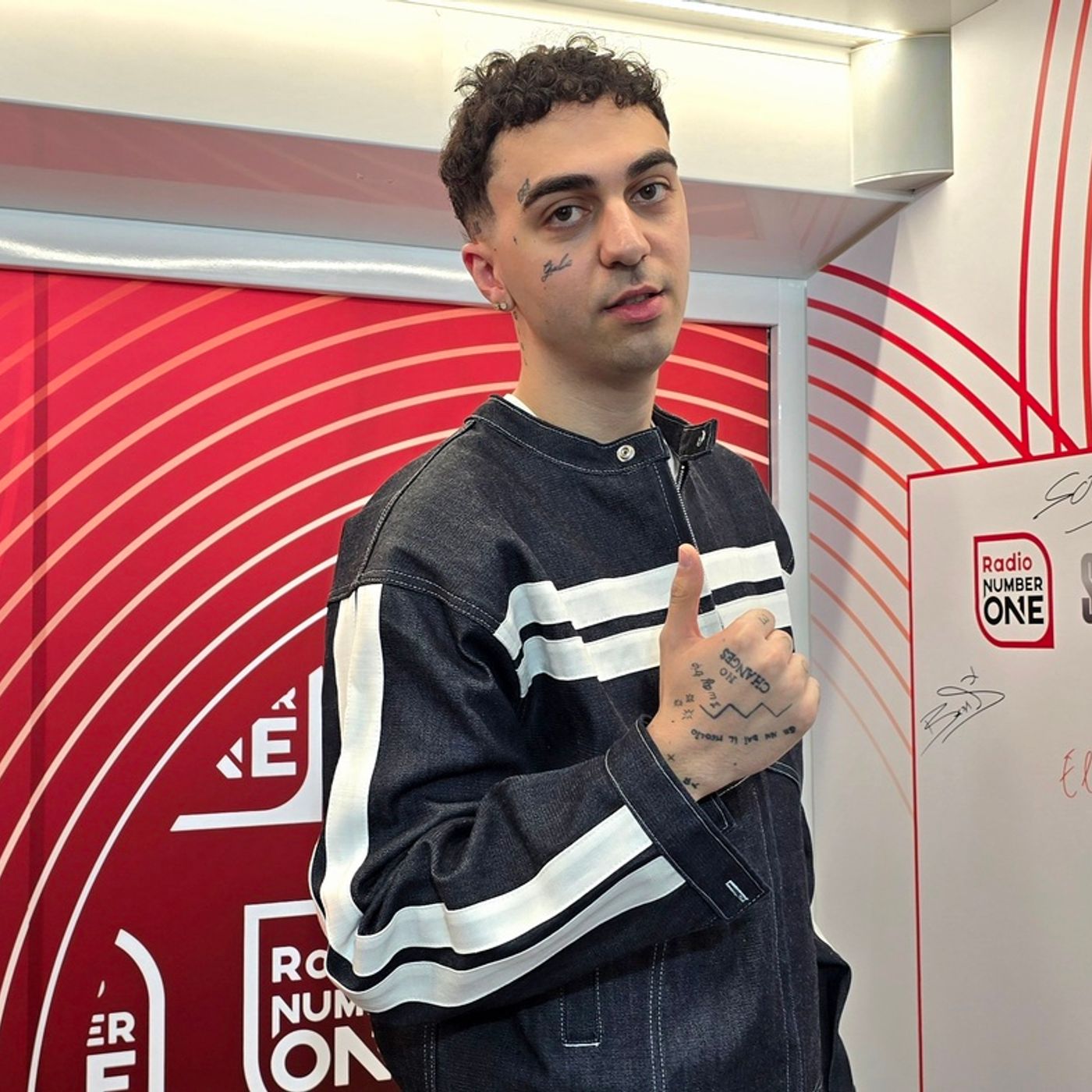 Sanremo 2026 - Welo, il protagonista della sigla del Festival episode artwork
