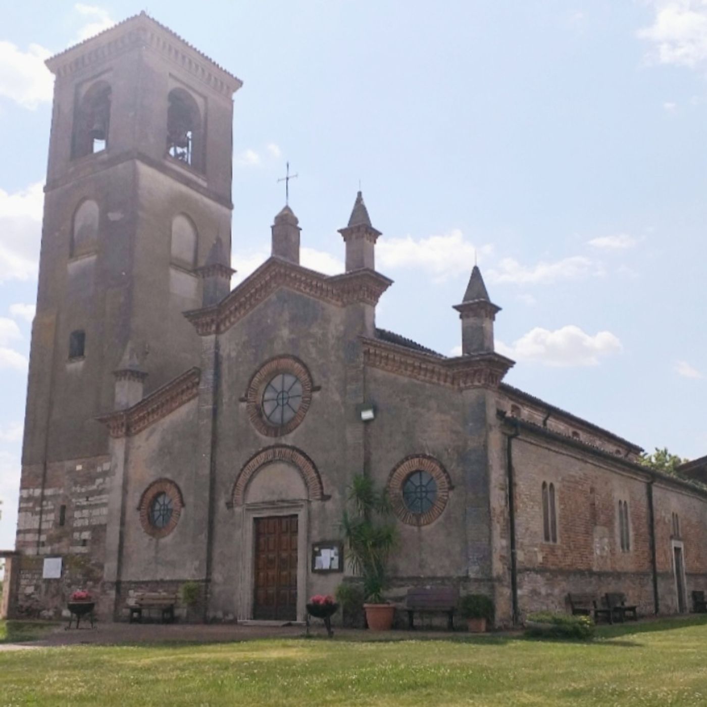 Il Tour delle Pievi termina alla Pieve della Formigola: intervista a Enrico Stoppani  -  31 agosto 2023 episode artwork