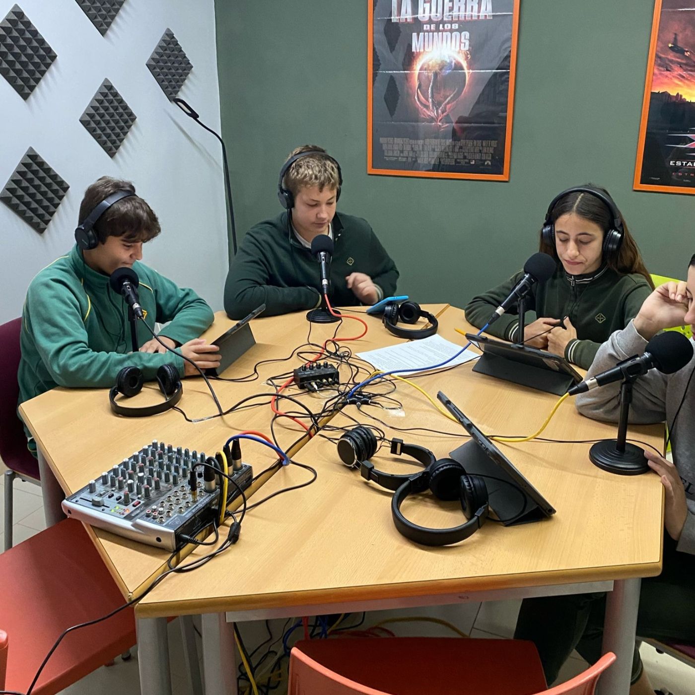 Portada de CVC RADIO