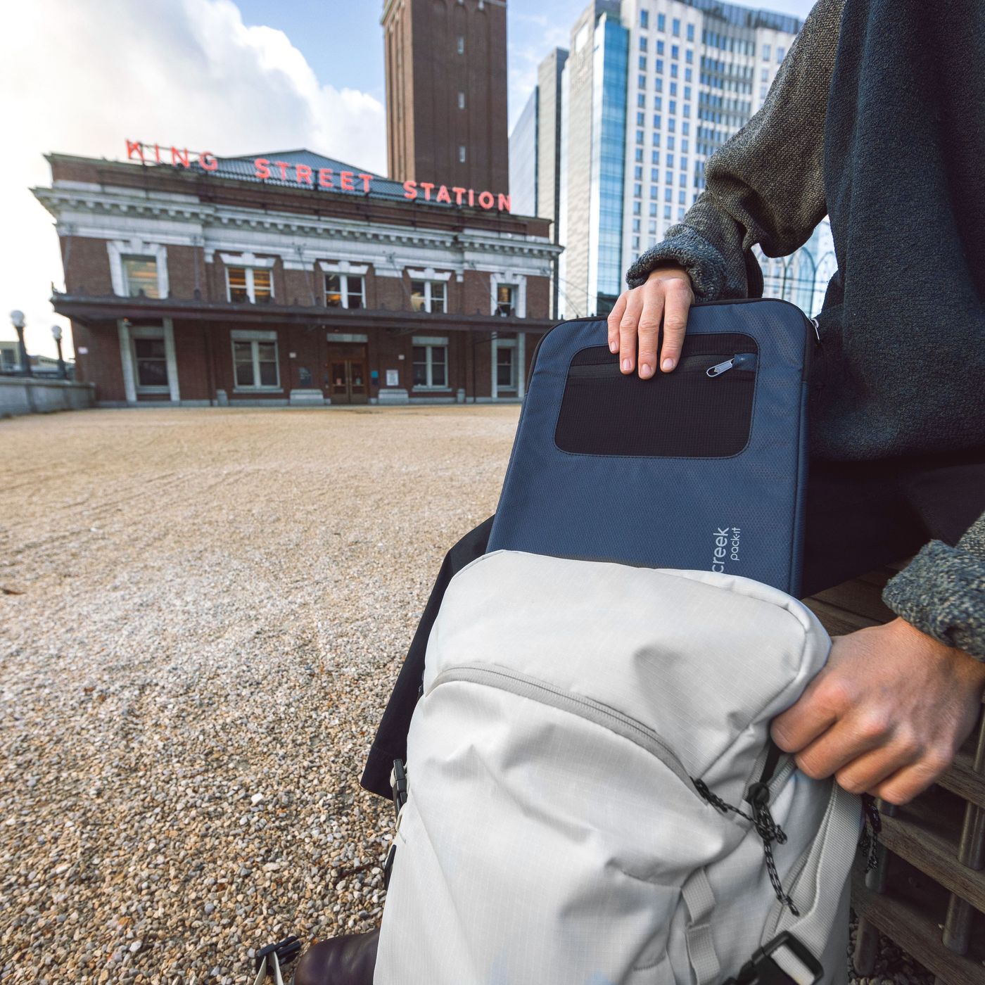 5 Useful Luggage Details Travelers Easily Overlook episode artwork