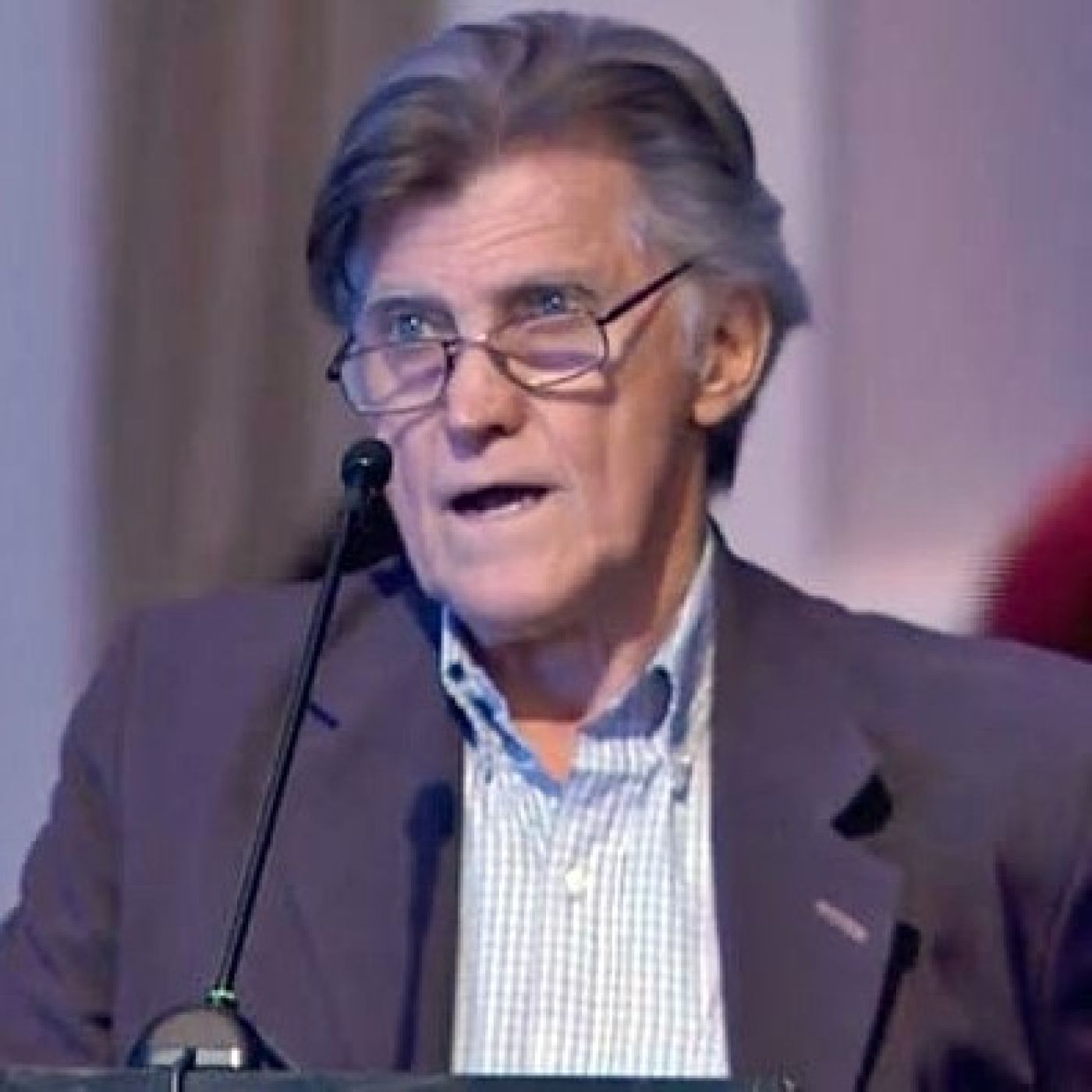 Pedro Busetti (Presidente de la Asociación de Defensa de Usuarios y Consumidores - DEUCO) Pagina Abierta