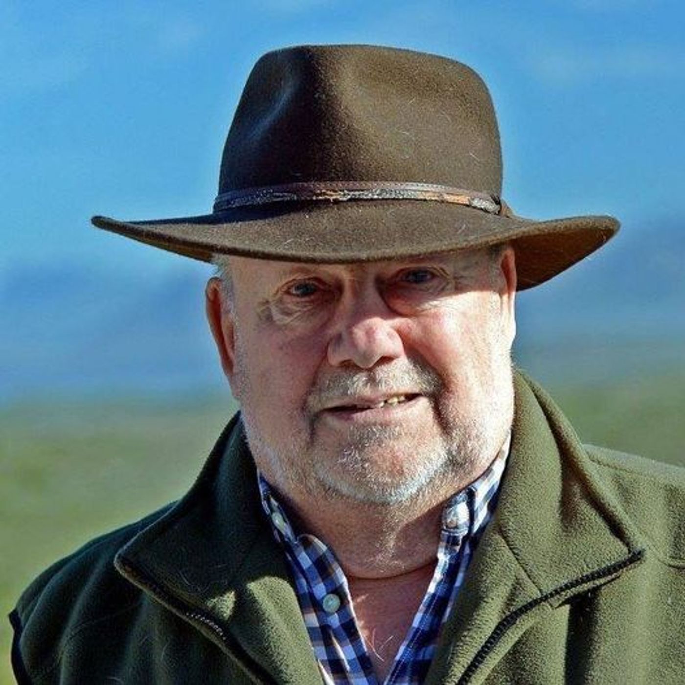 Michael Bergen AUTHOR OF THE RUTHERFORD CHRONICLES