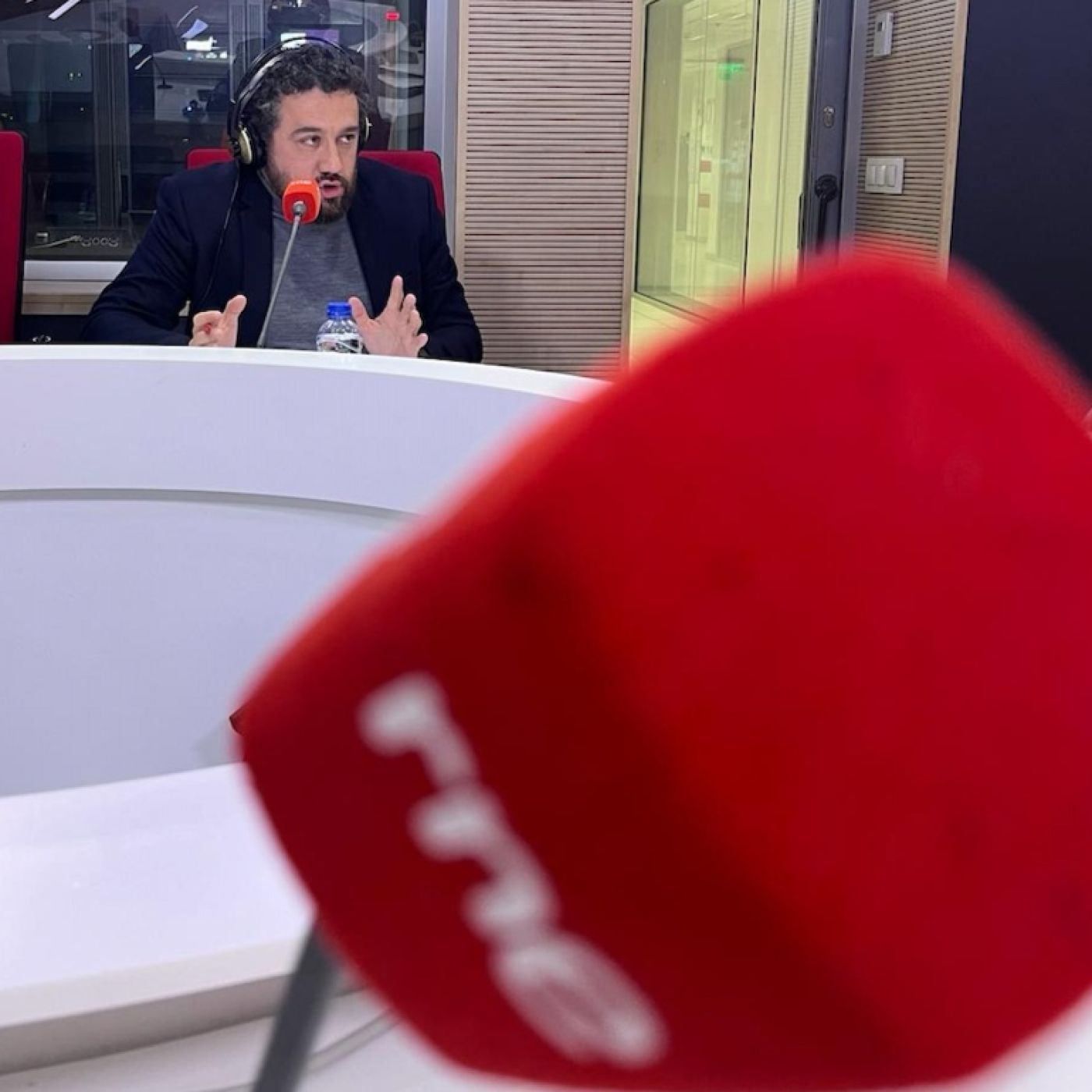 La Cara B de la Política (Las Tardes de RNE)